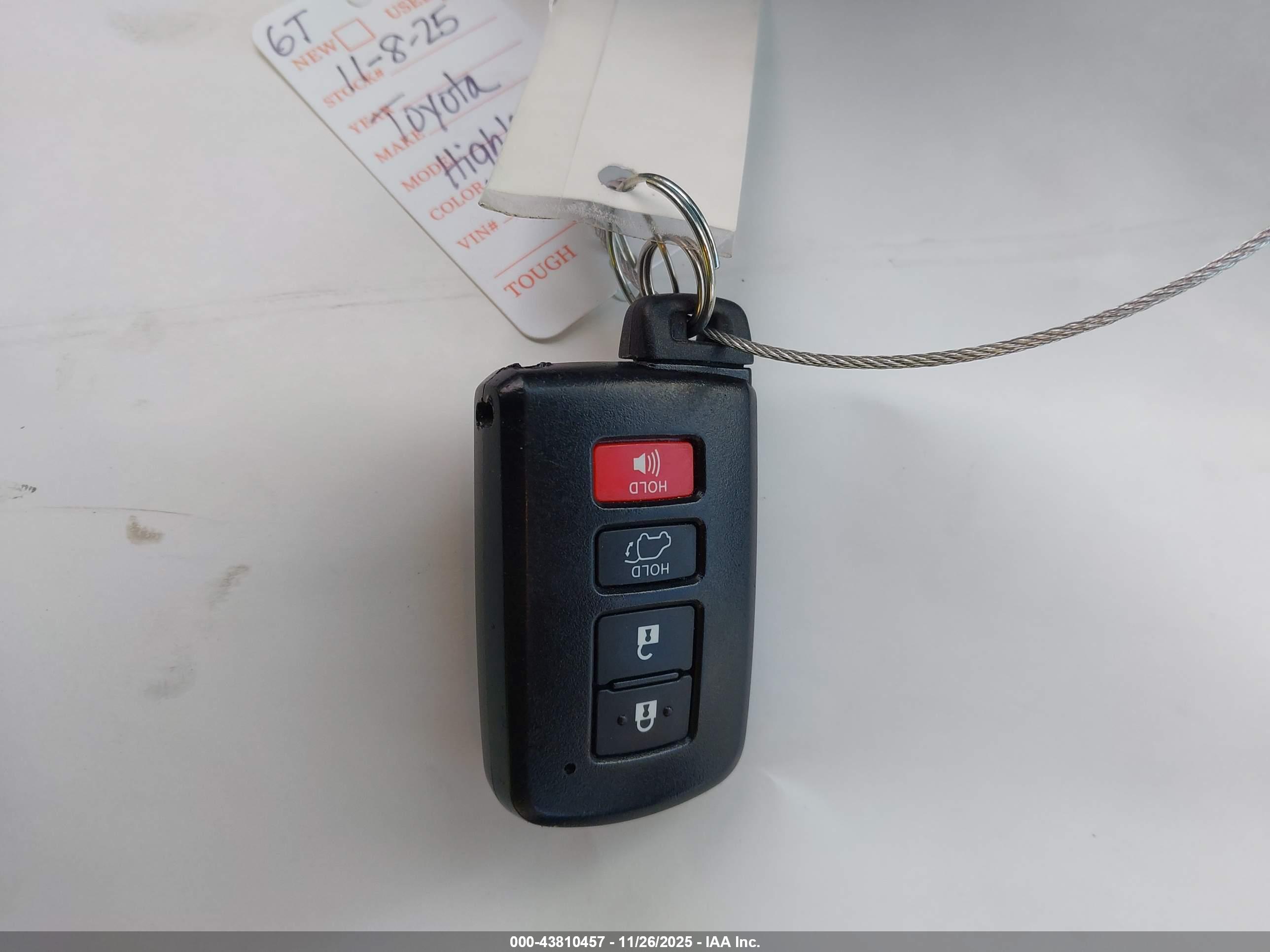 TOYOTA HIGHLANDER image 11