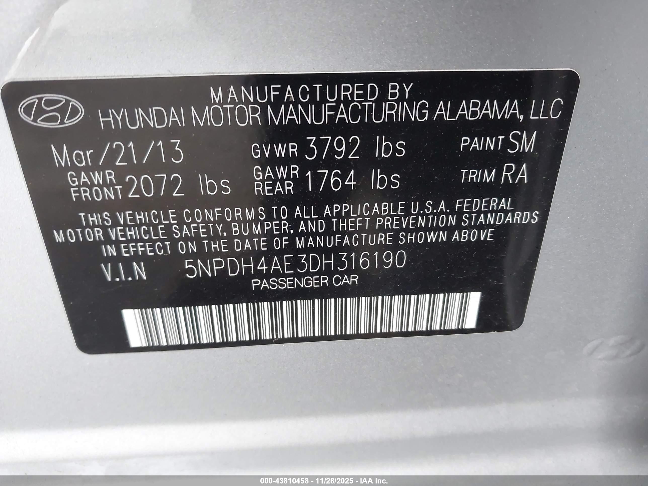 HYUNDAI ELANTRA image 9