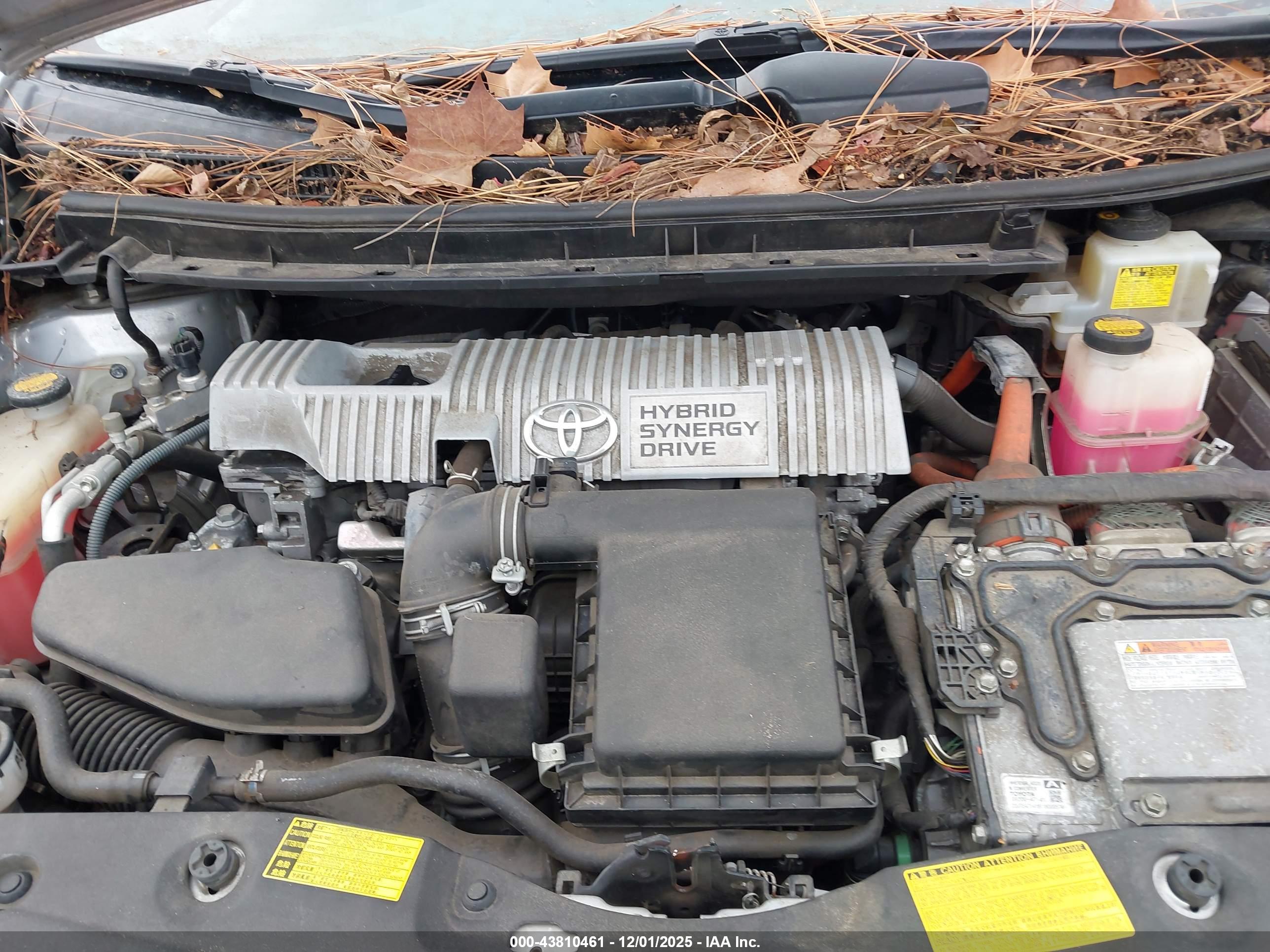 TOYOTA PRIUS image 10