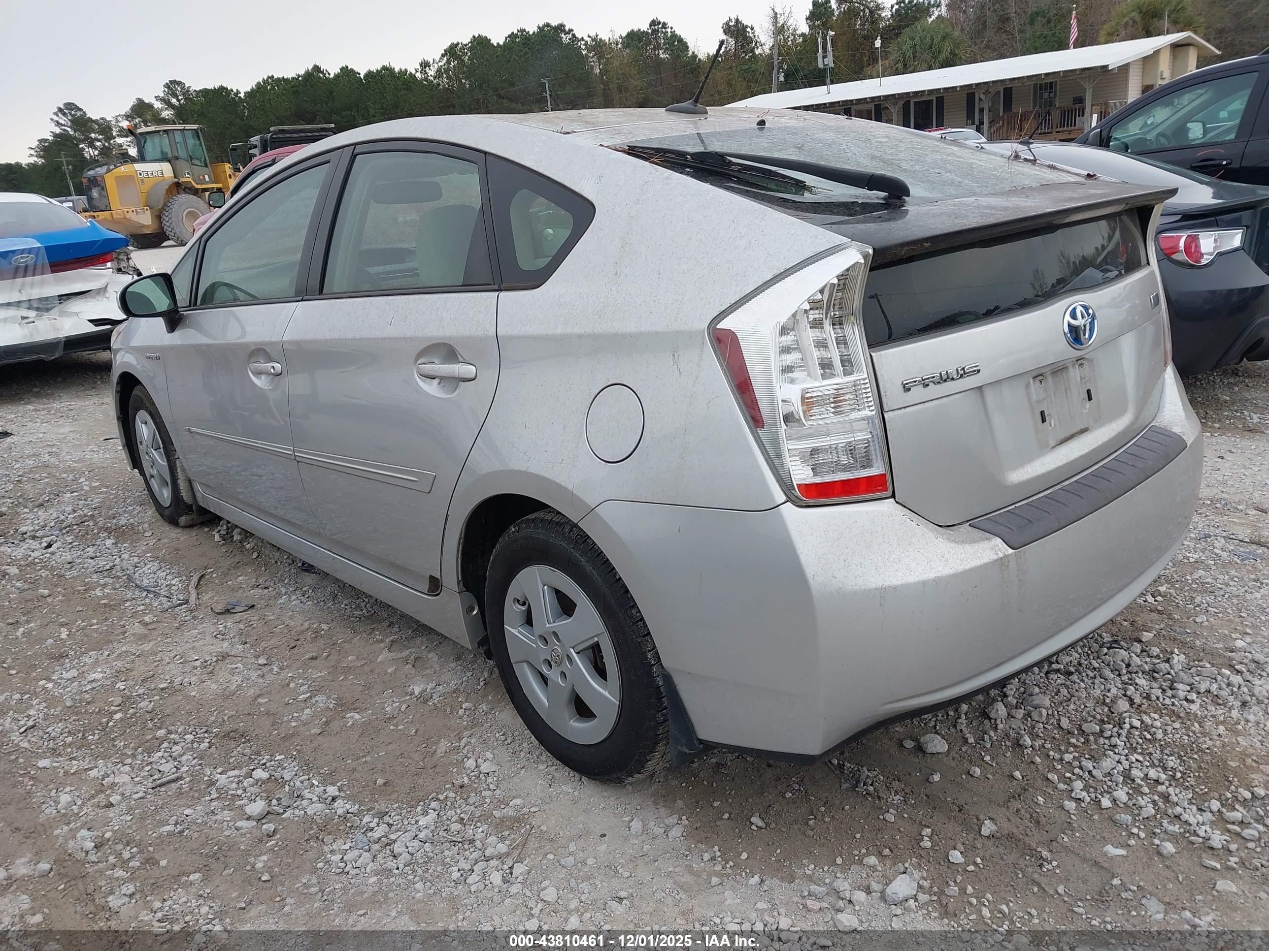 TOYOTA PRIUS image 3