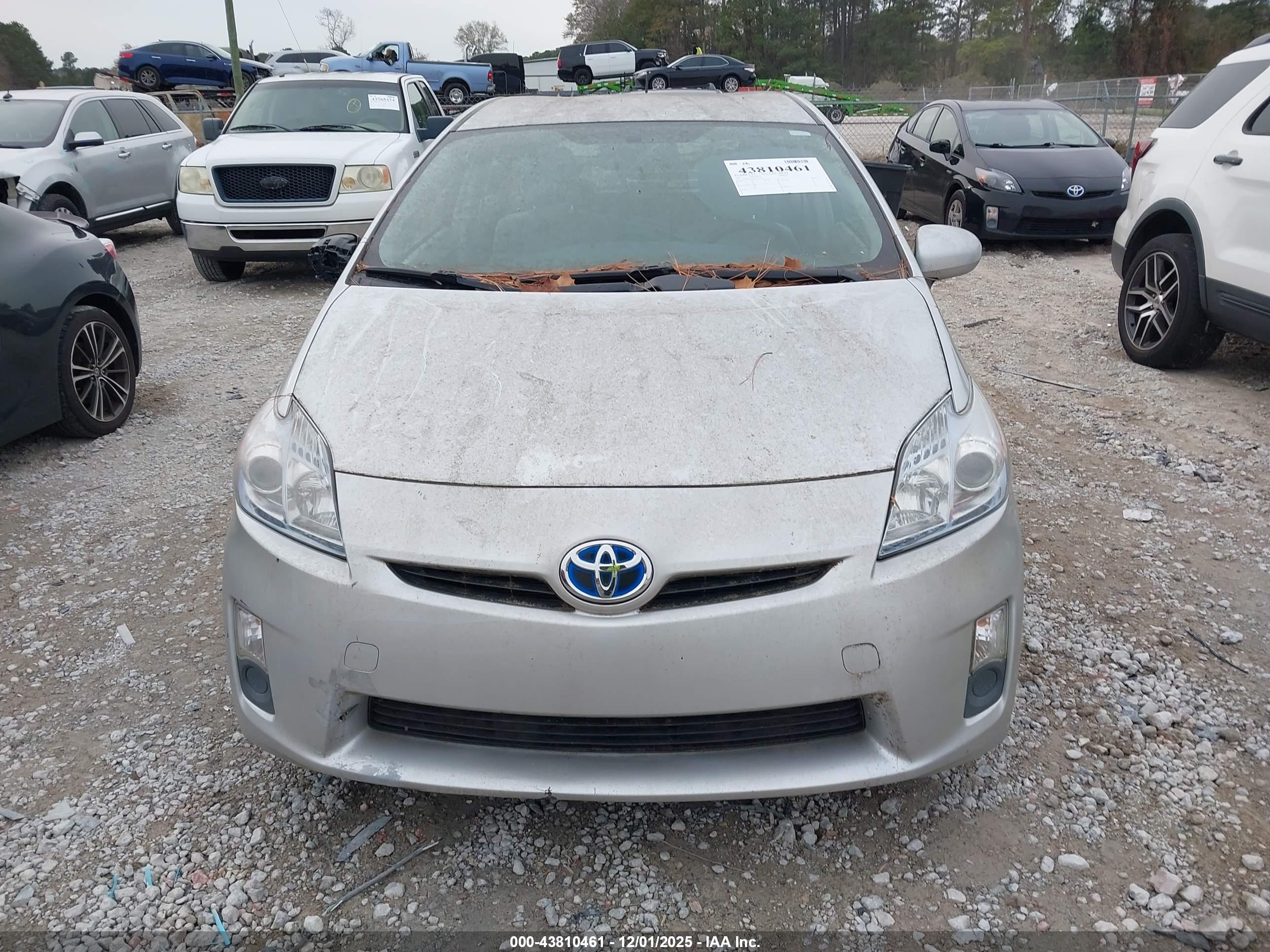 TOYOTA PRIUS image 6