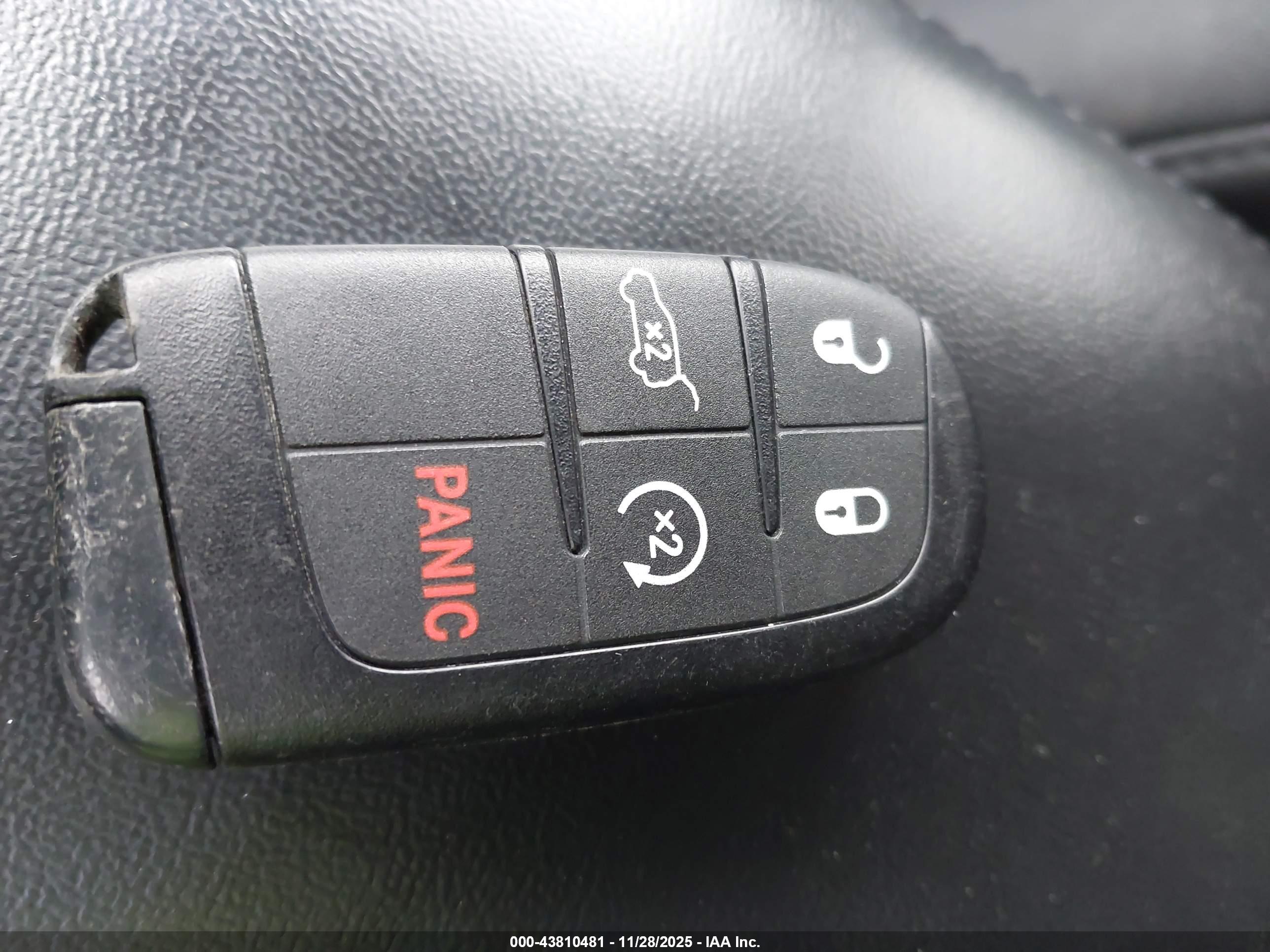 DODGE JOURNEY image 11