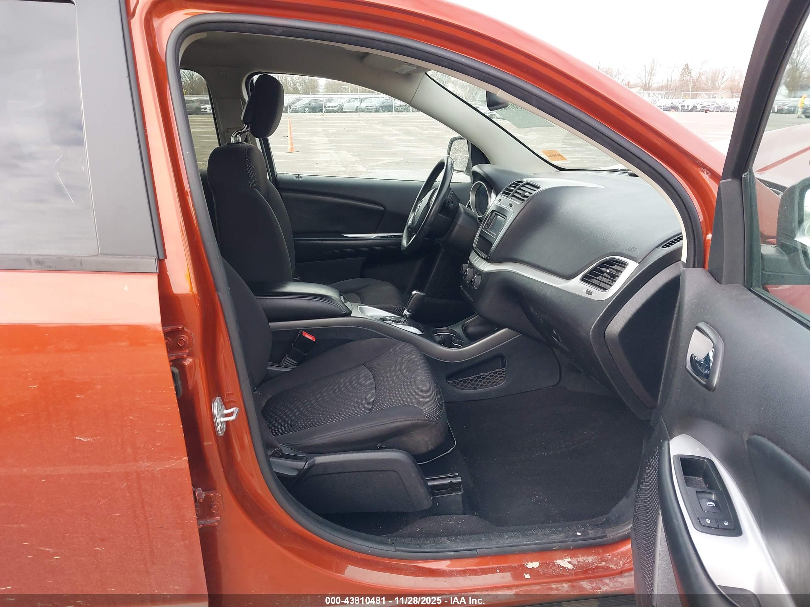 DODGE JOURNEY image 5
