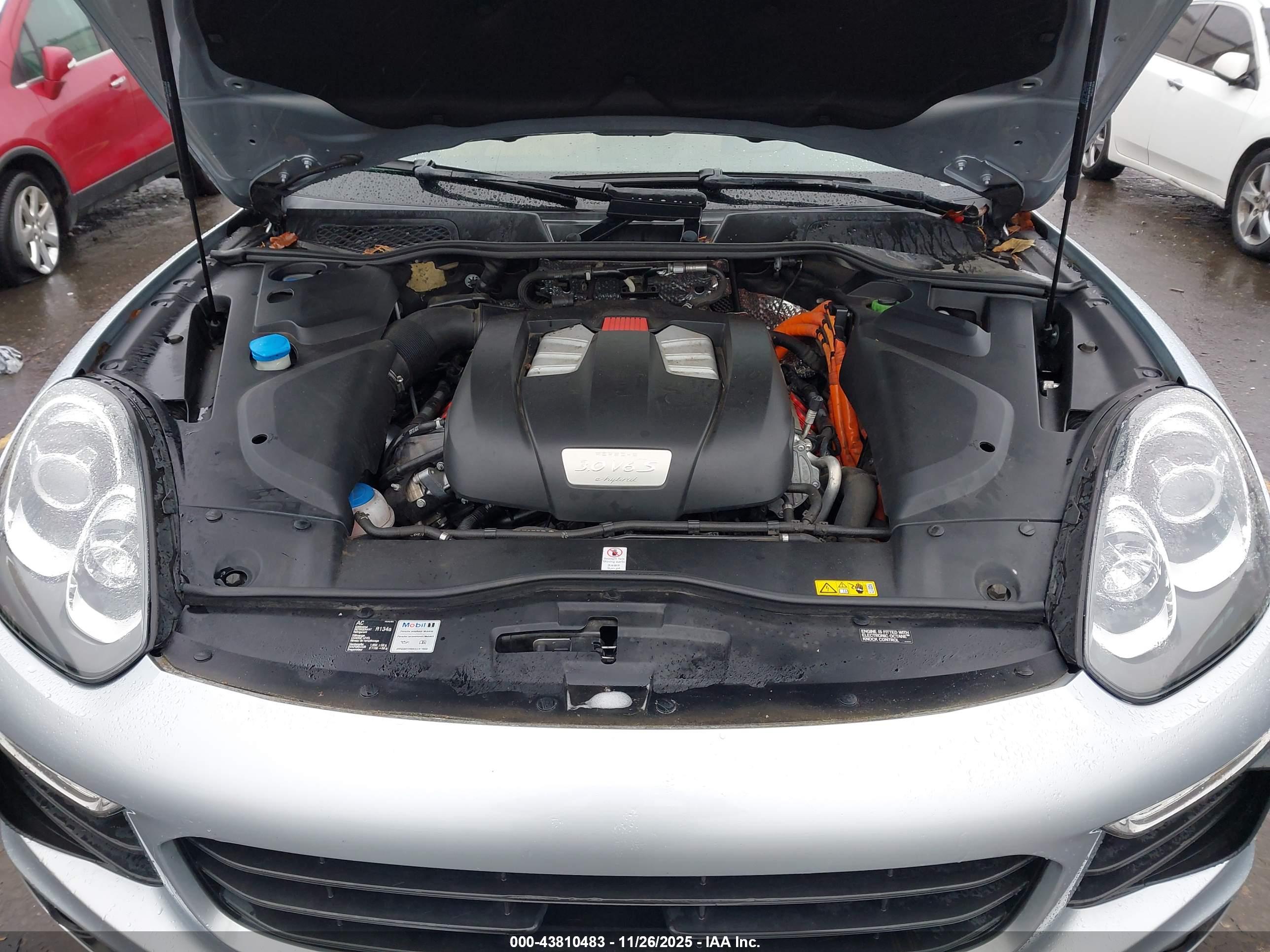 PORSCHE CAYENNE image 10