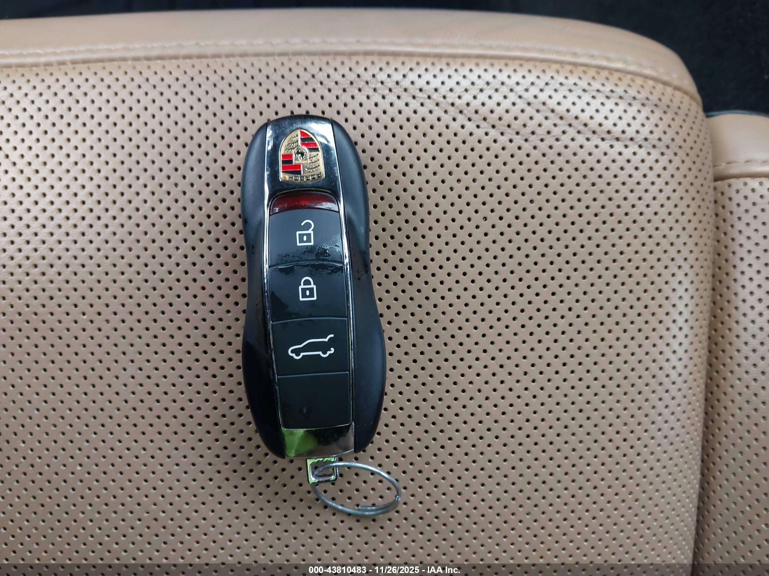PORSCHE CAYENNE image 11