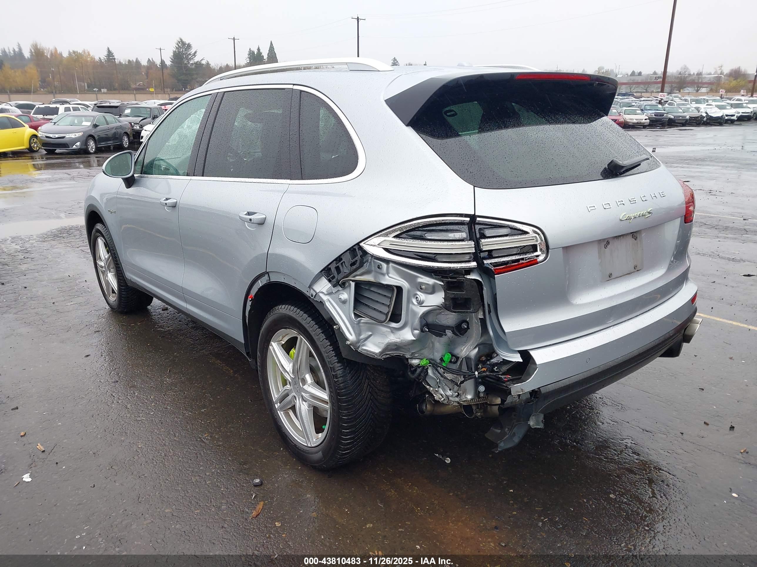 PORSCHE CAYENNE image 3