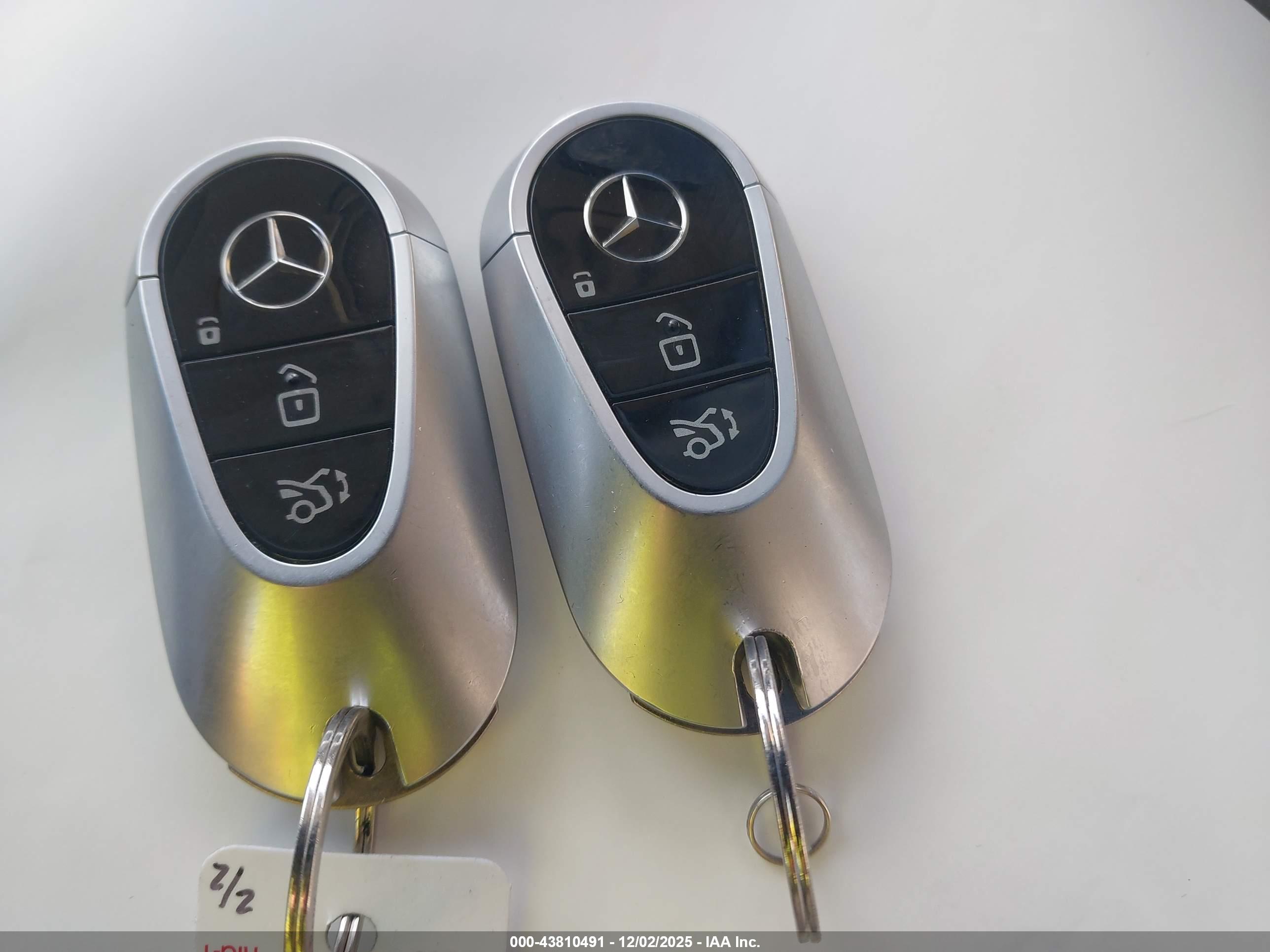 MERCEDES-BENZ S image 11