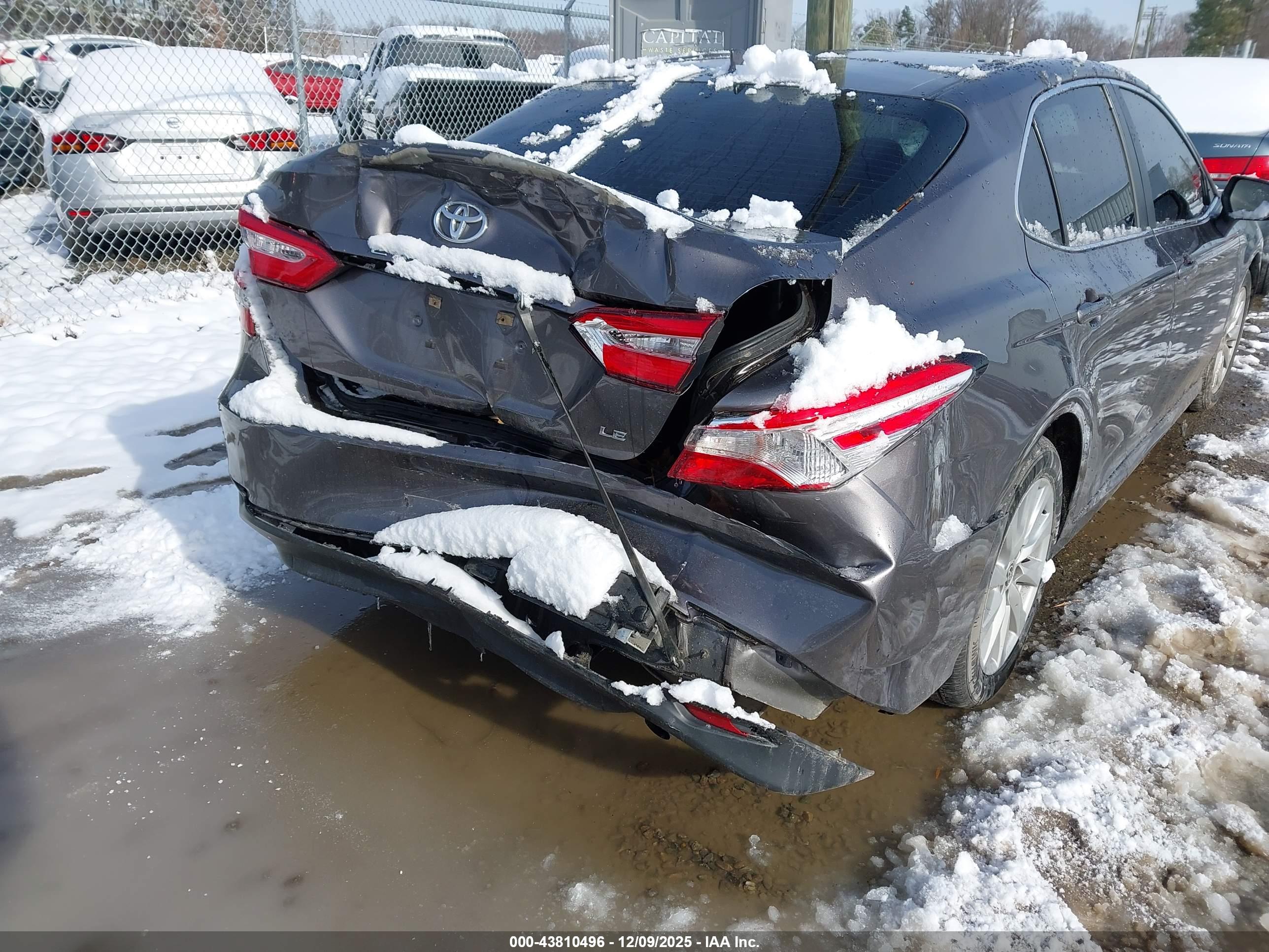 TOYOTA CAMRY image 6