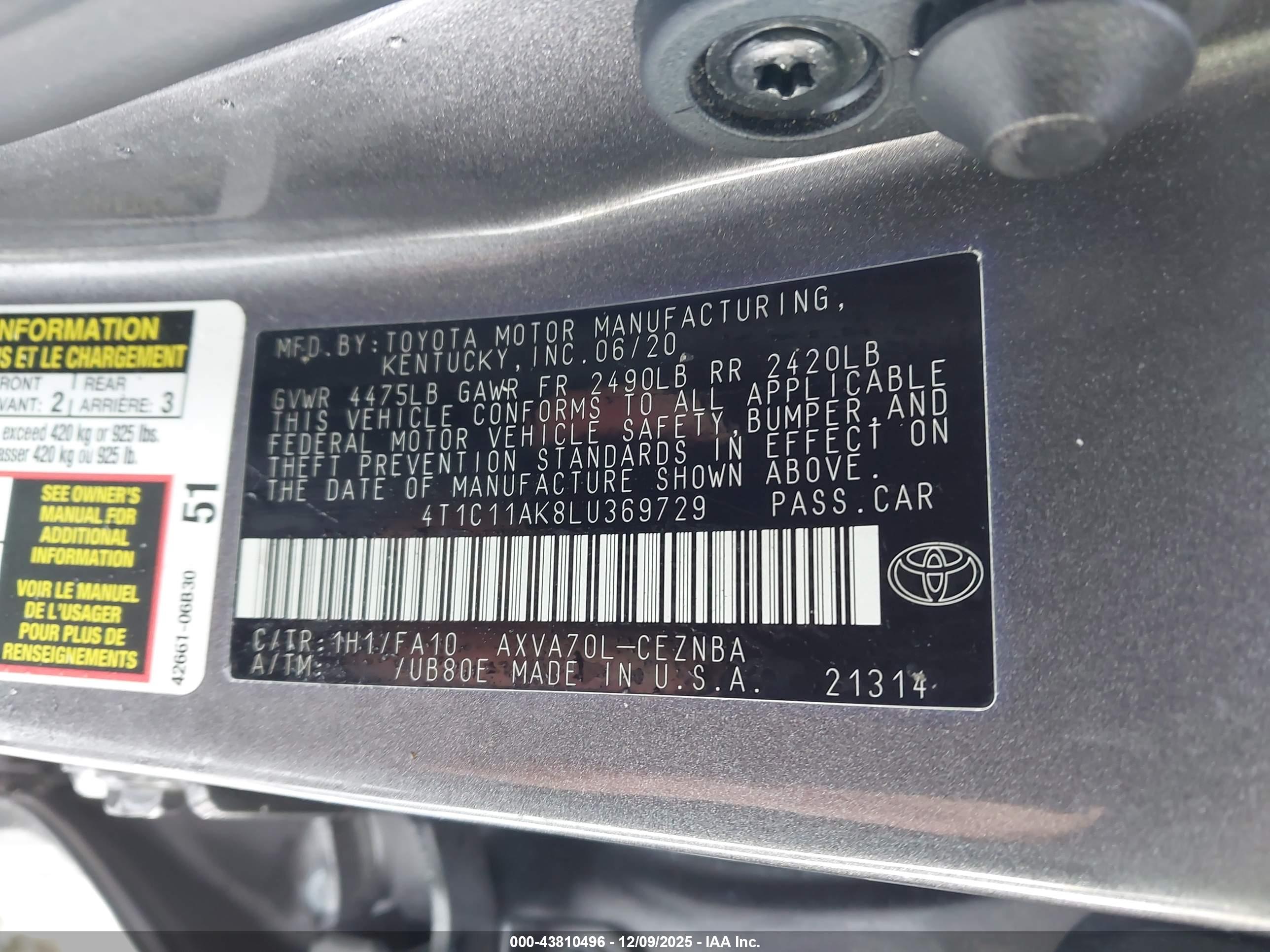 TOYOTA CAMRY image 9