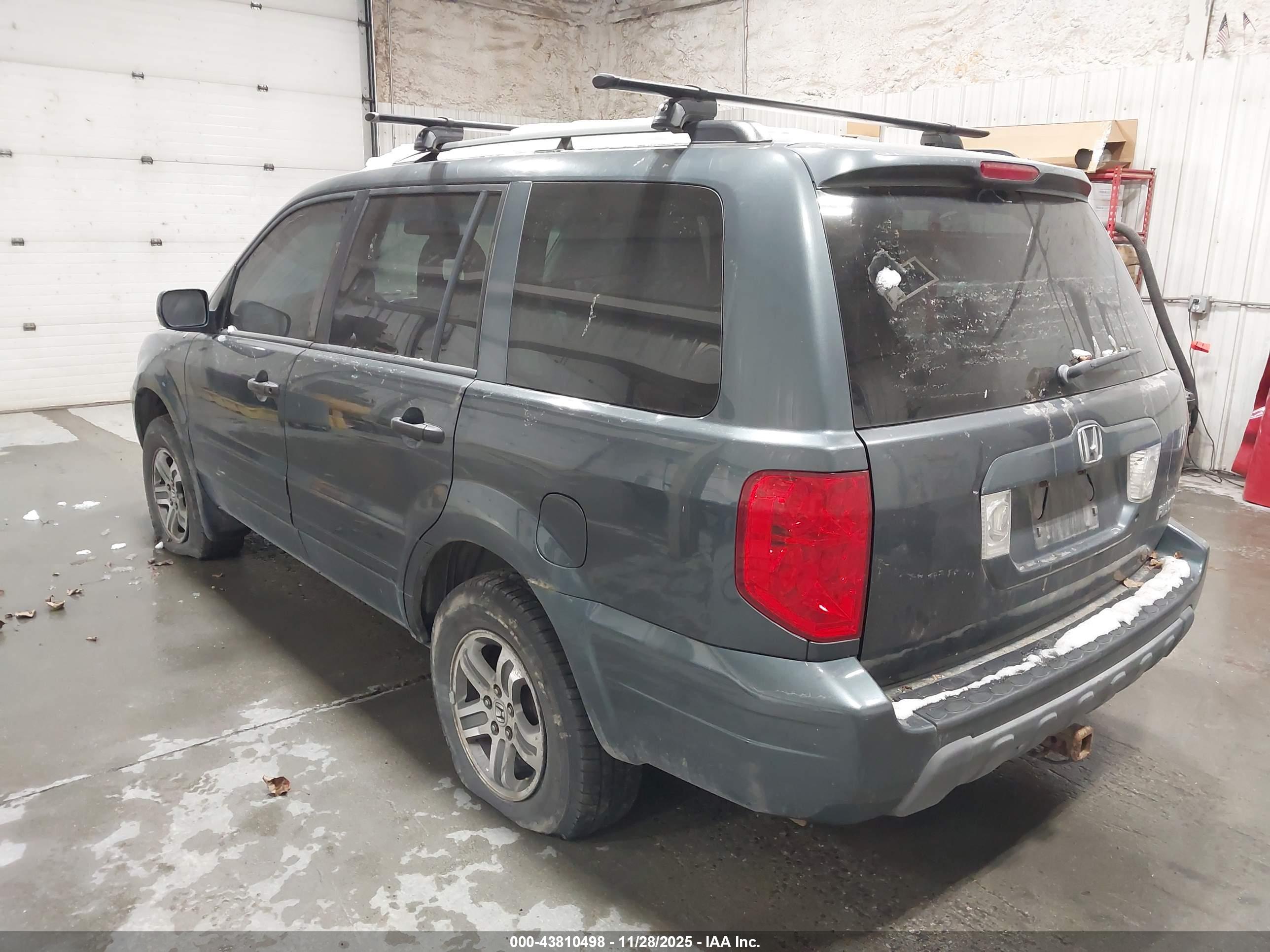 HONDA PILOT image 3
