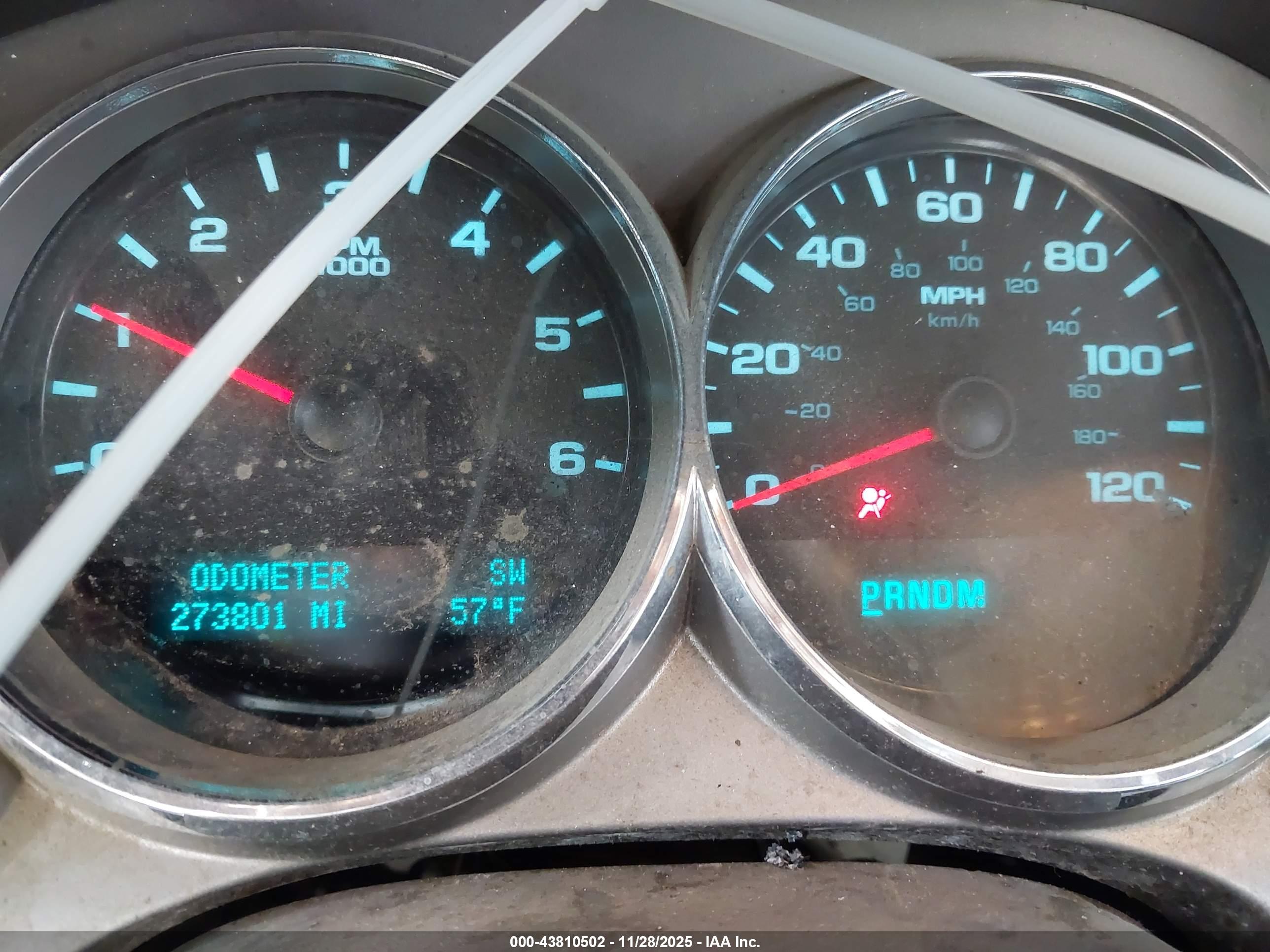 CHEVROLET SILVERADO image 7