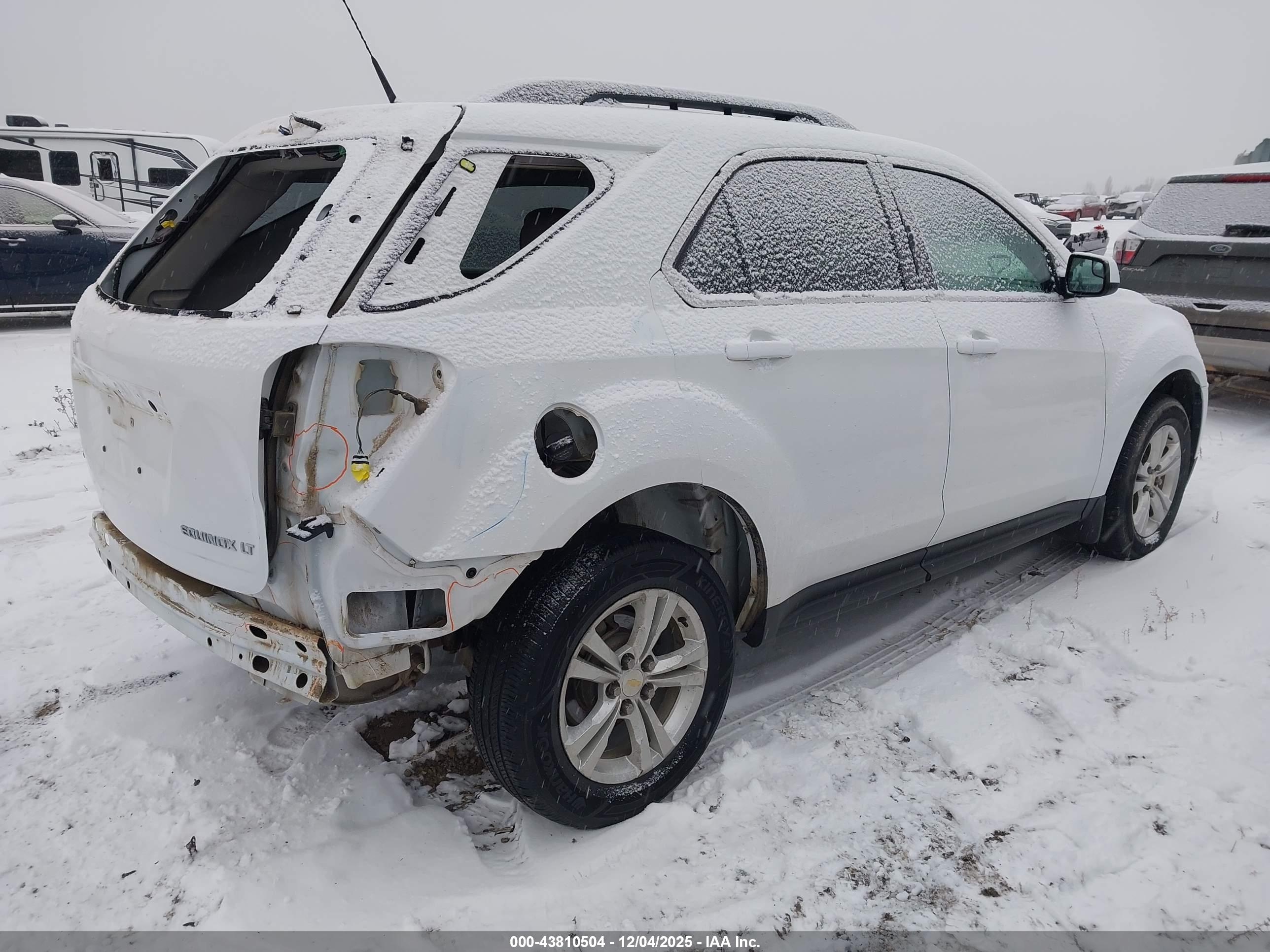 CHEVROLET EQUINOX image 4