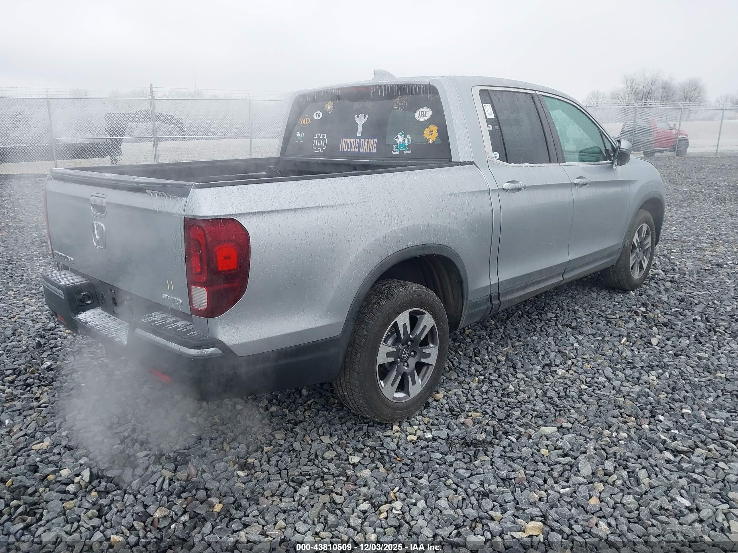 HONDA RIDGELINE image 4