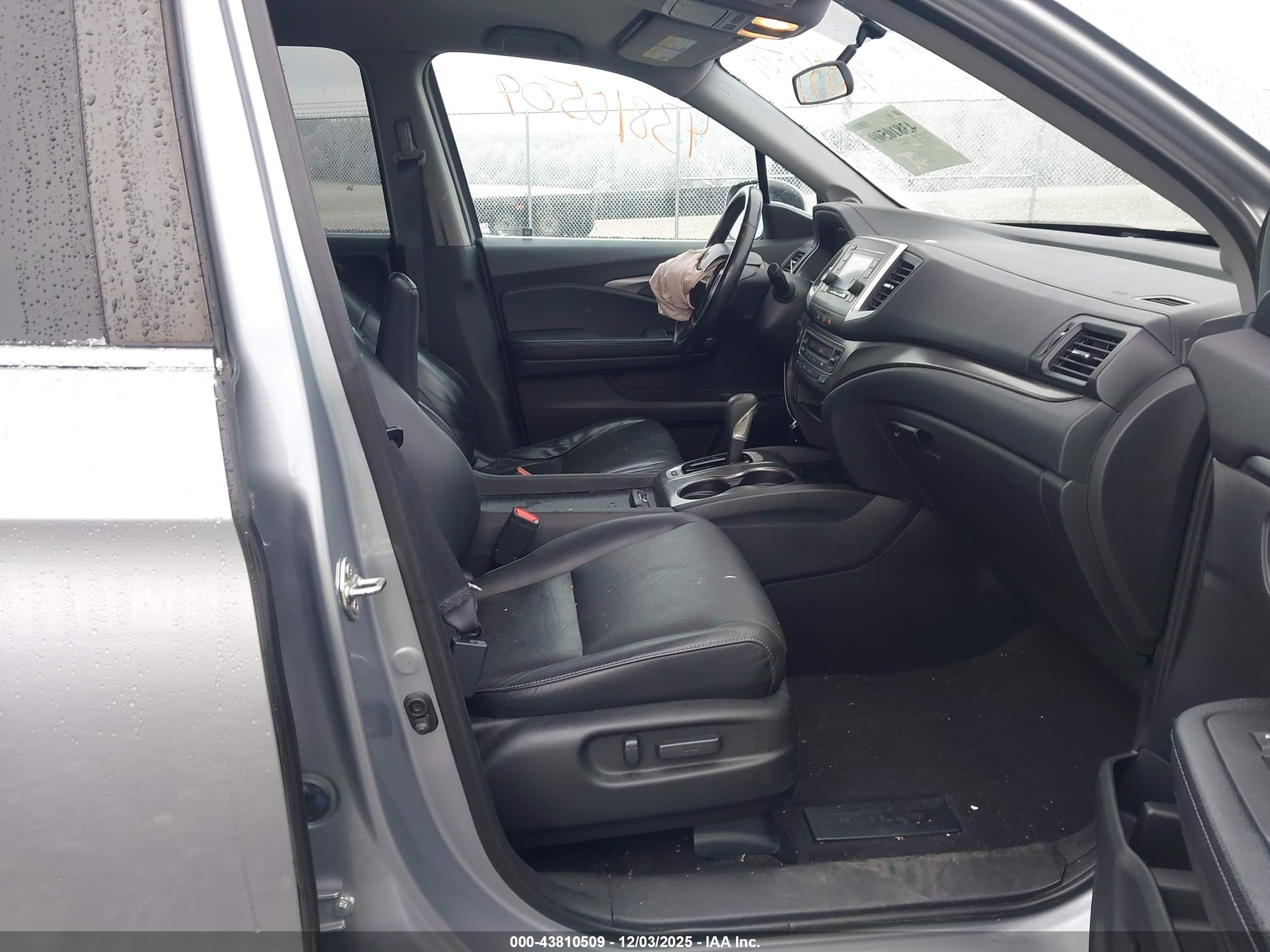 HONDA RIDGELINE image 5