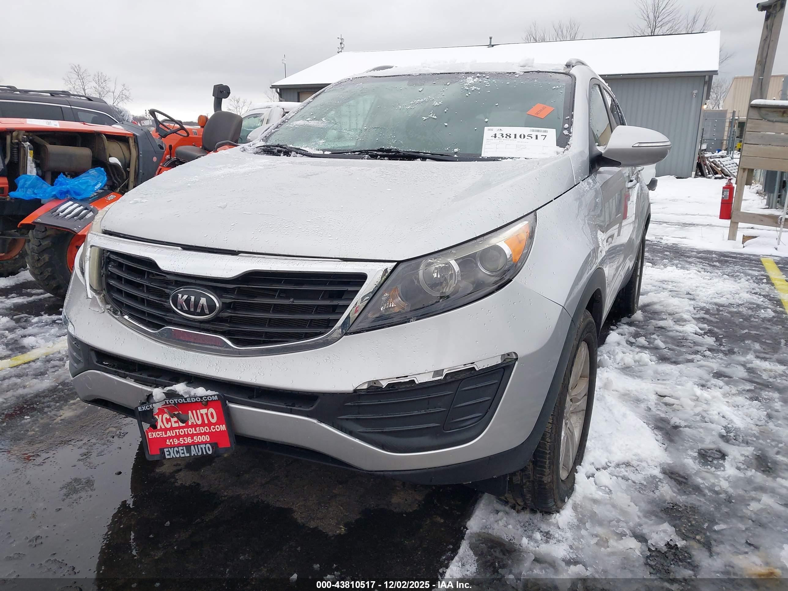 KIA SPORTAGE image 2