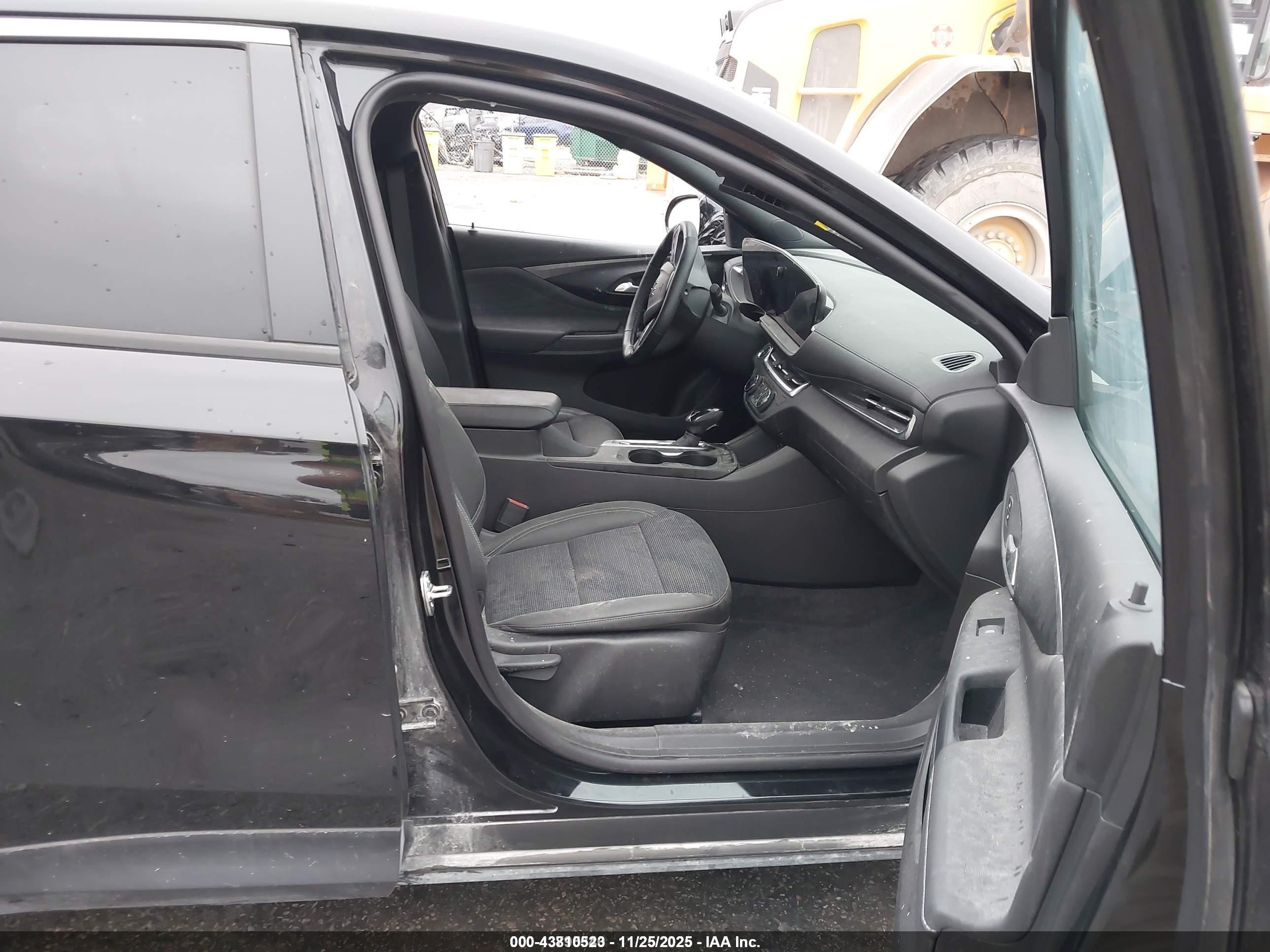 BUICK ENVISTA image 5