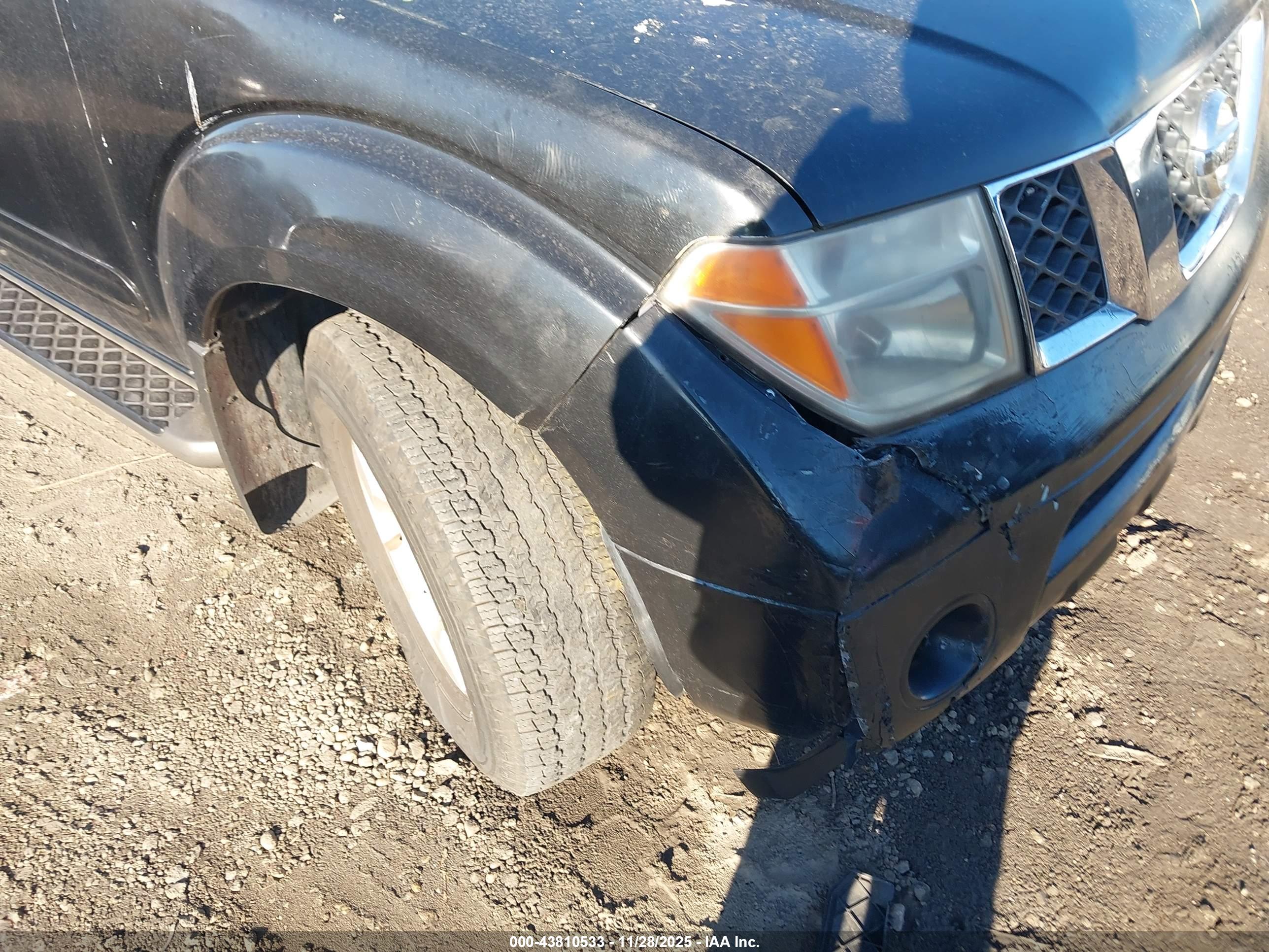NISSAN PATHFINDER image 6