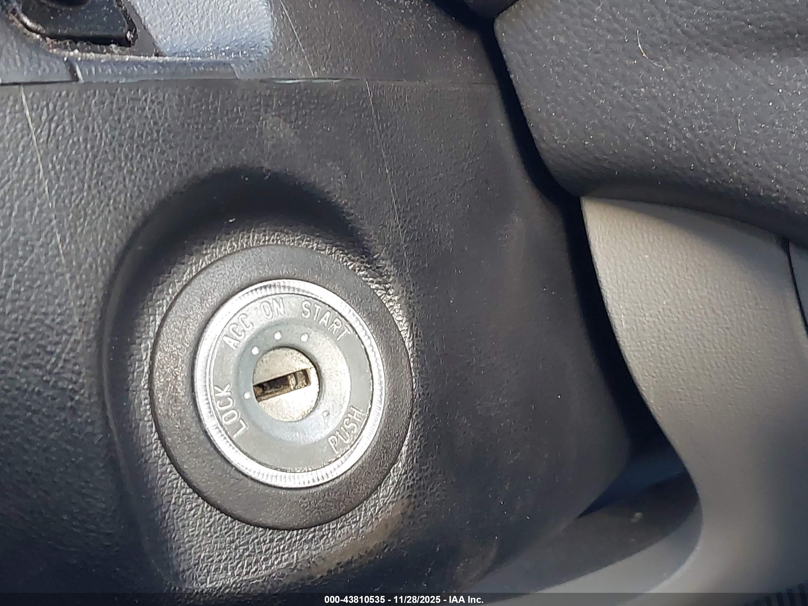 HYUNDAI ELANTRA image 11