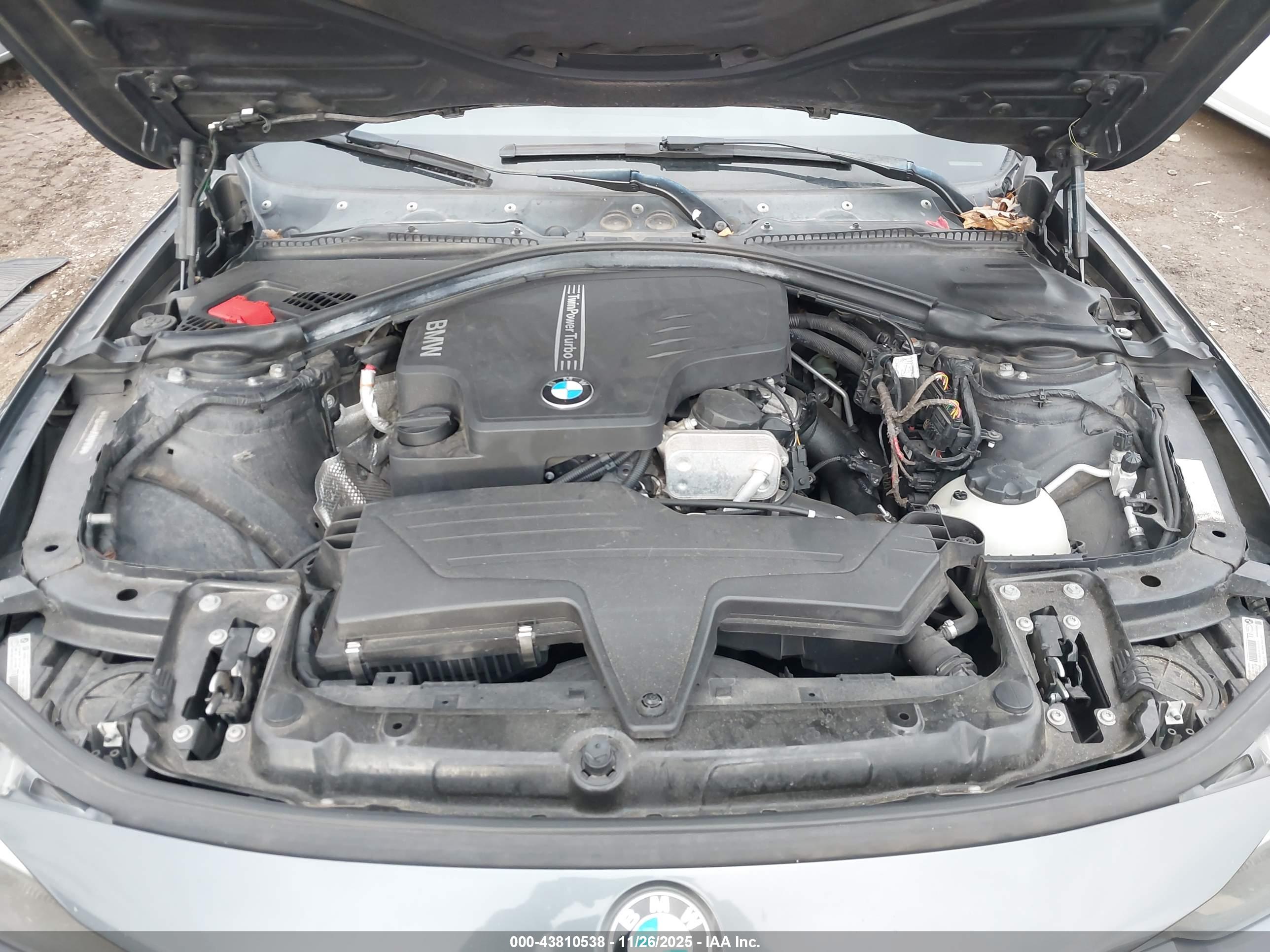 BMW 328I image 10