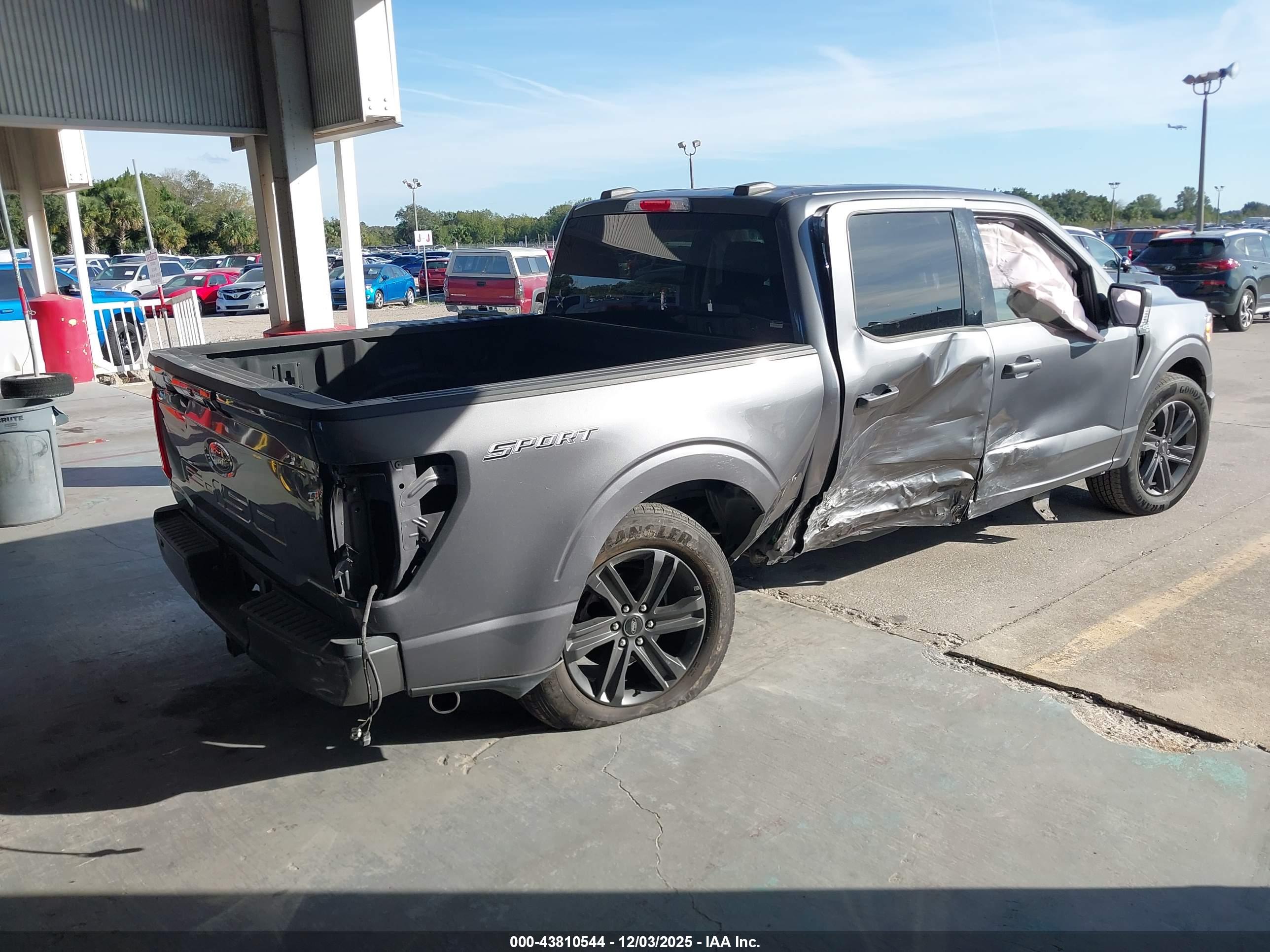 FORD F-150 image 4