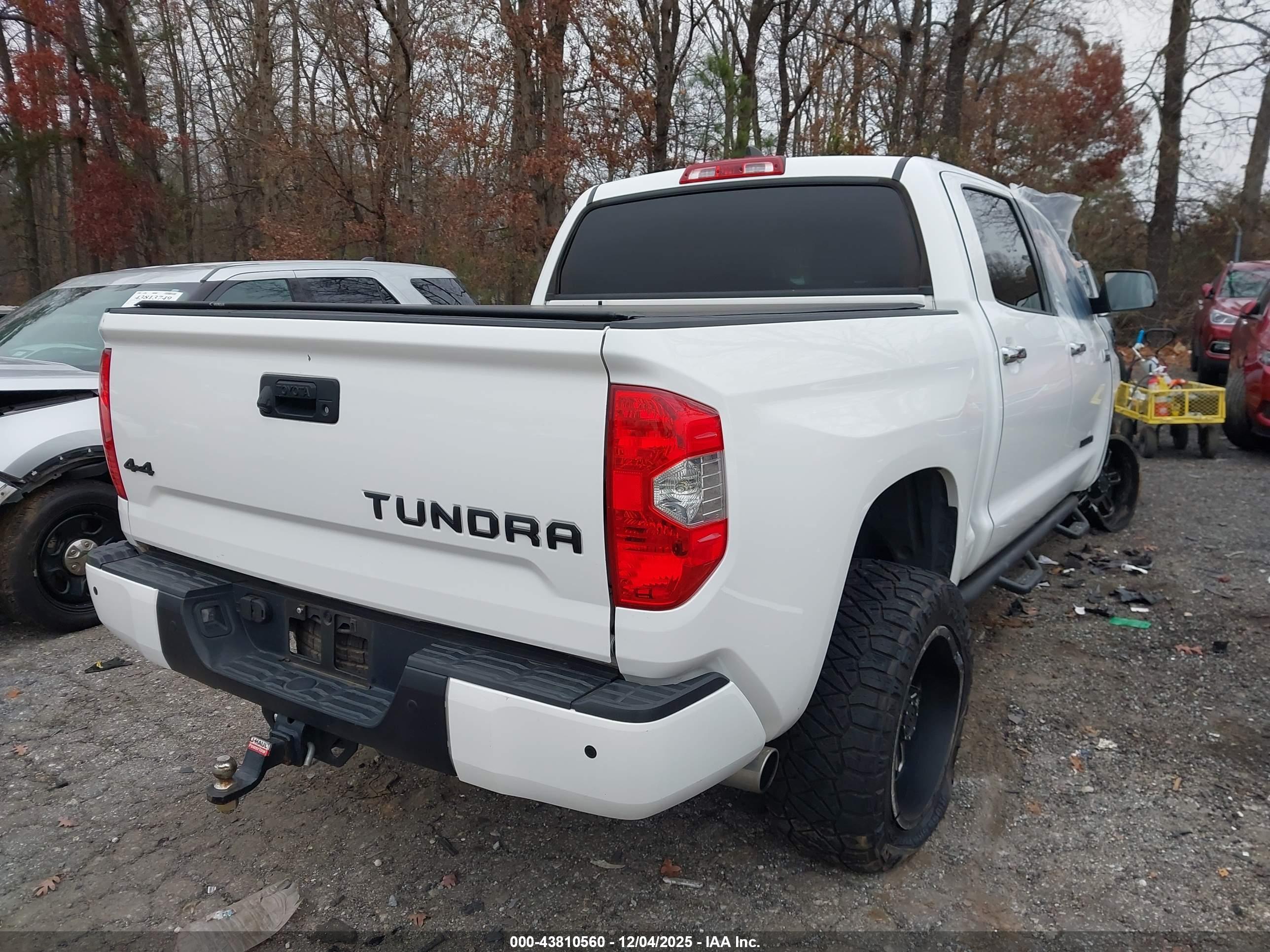 TOYOTA TUNDRA image 4