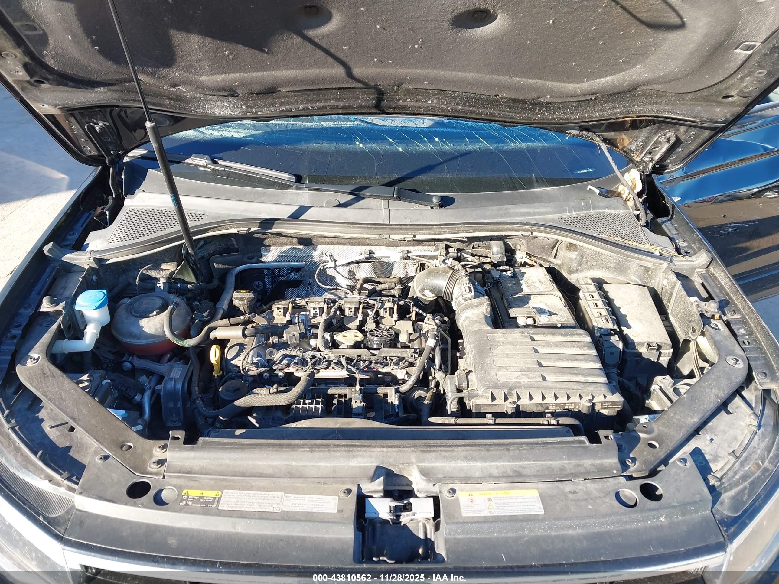 VOLKSWAGEN TIGUAN image 10