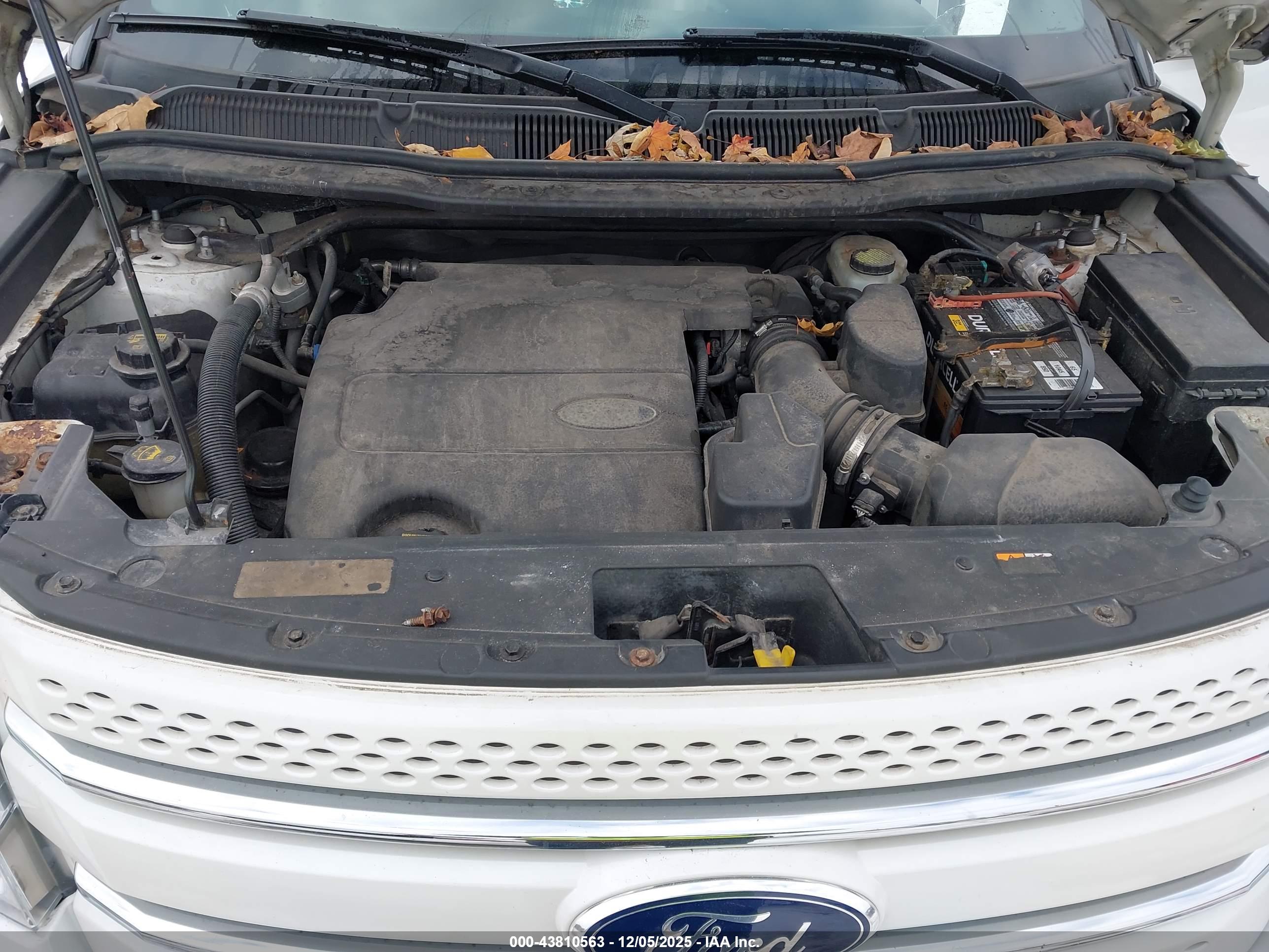FORD EXPLORER image 10