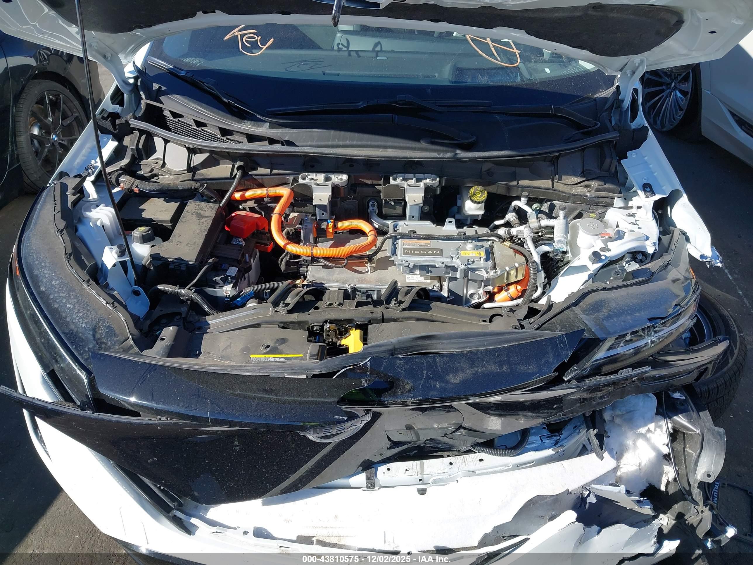NISSAN ARIYA image 10