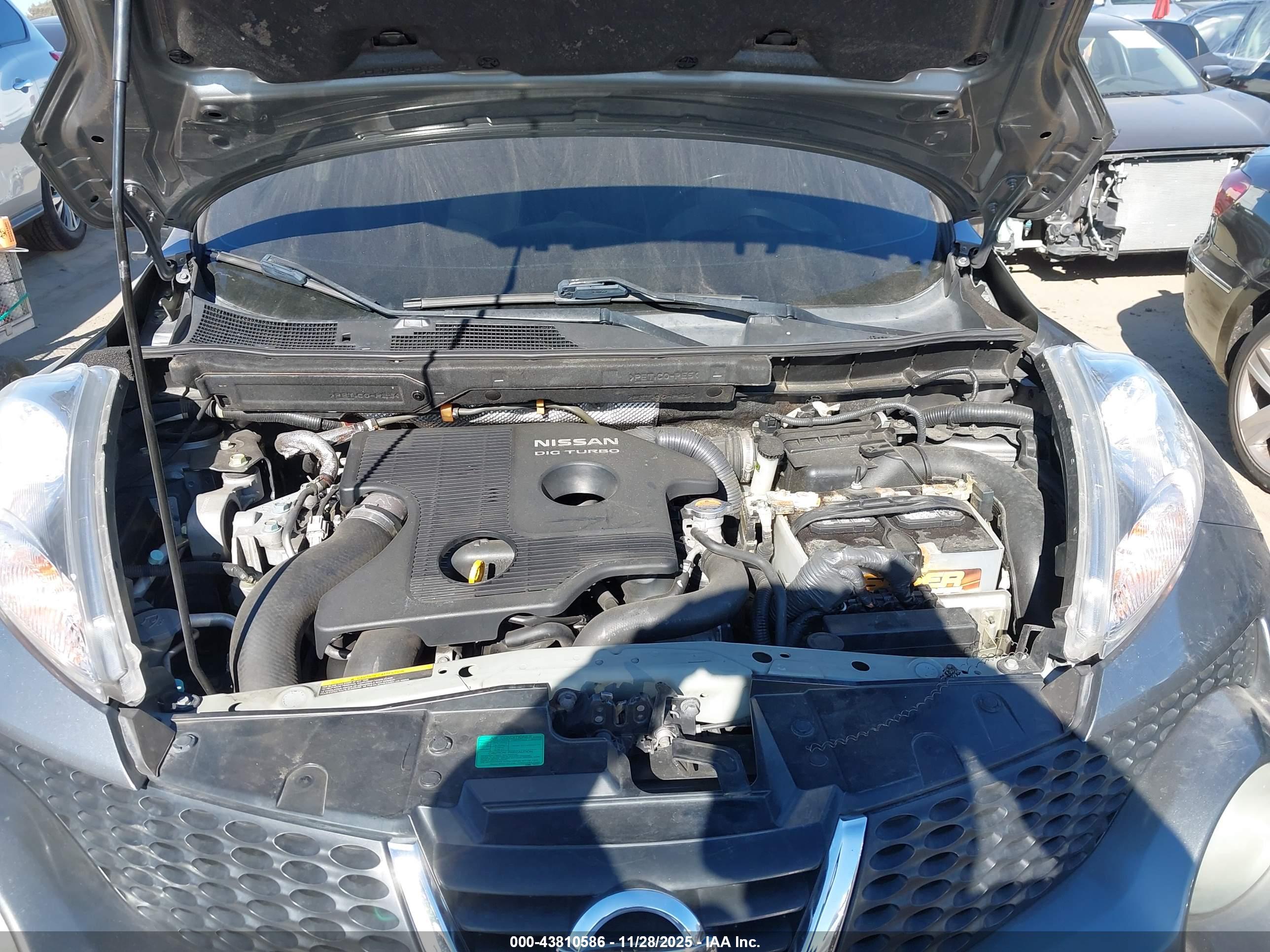 NISSAN JUKE image 10
