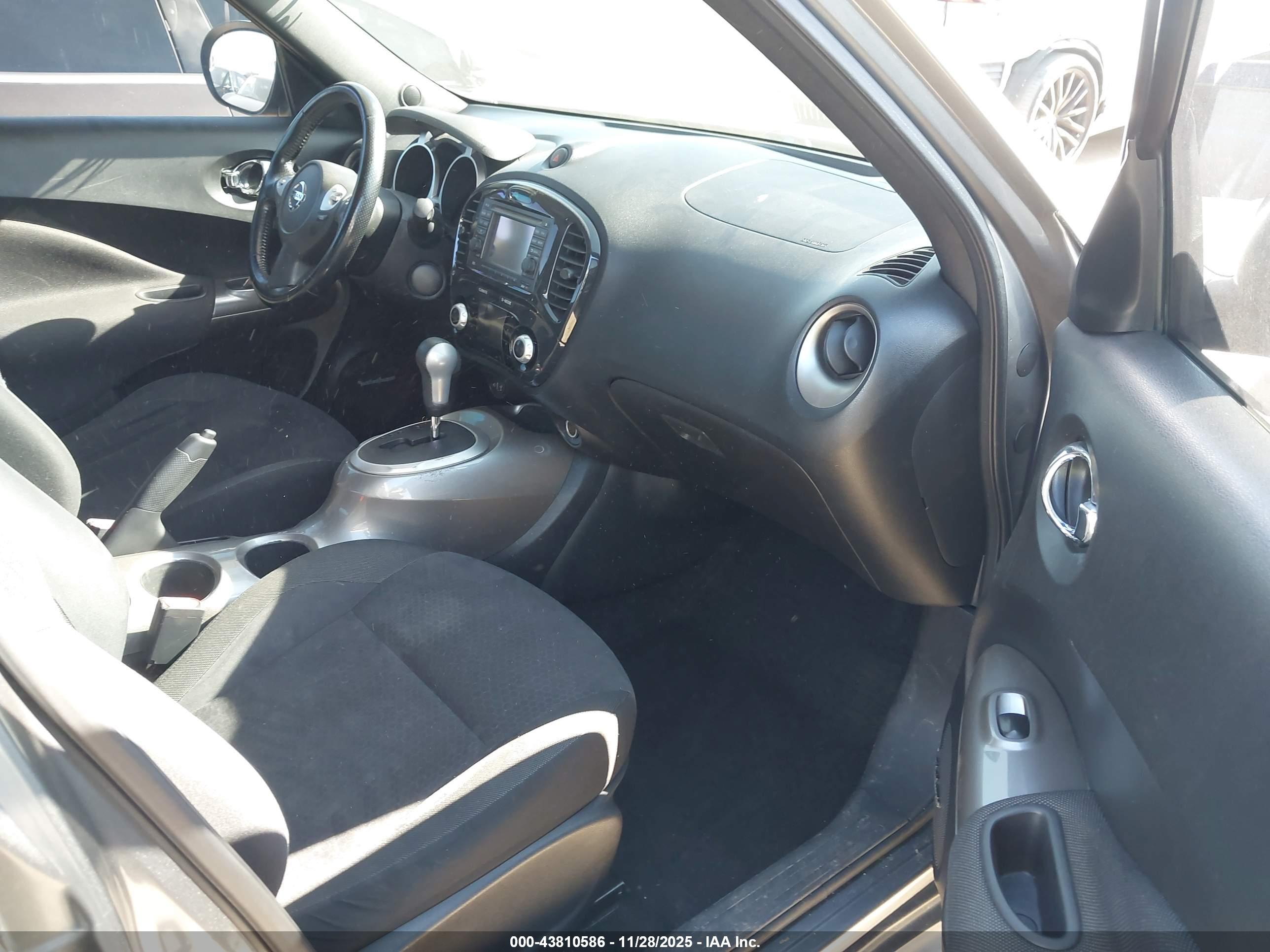 NISSAN JUKE image 5