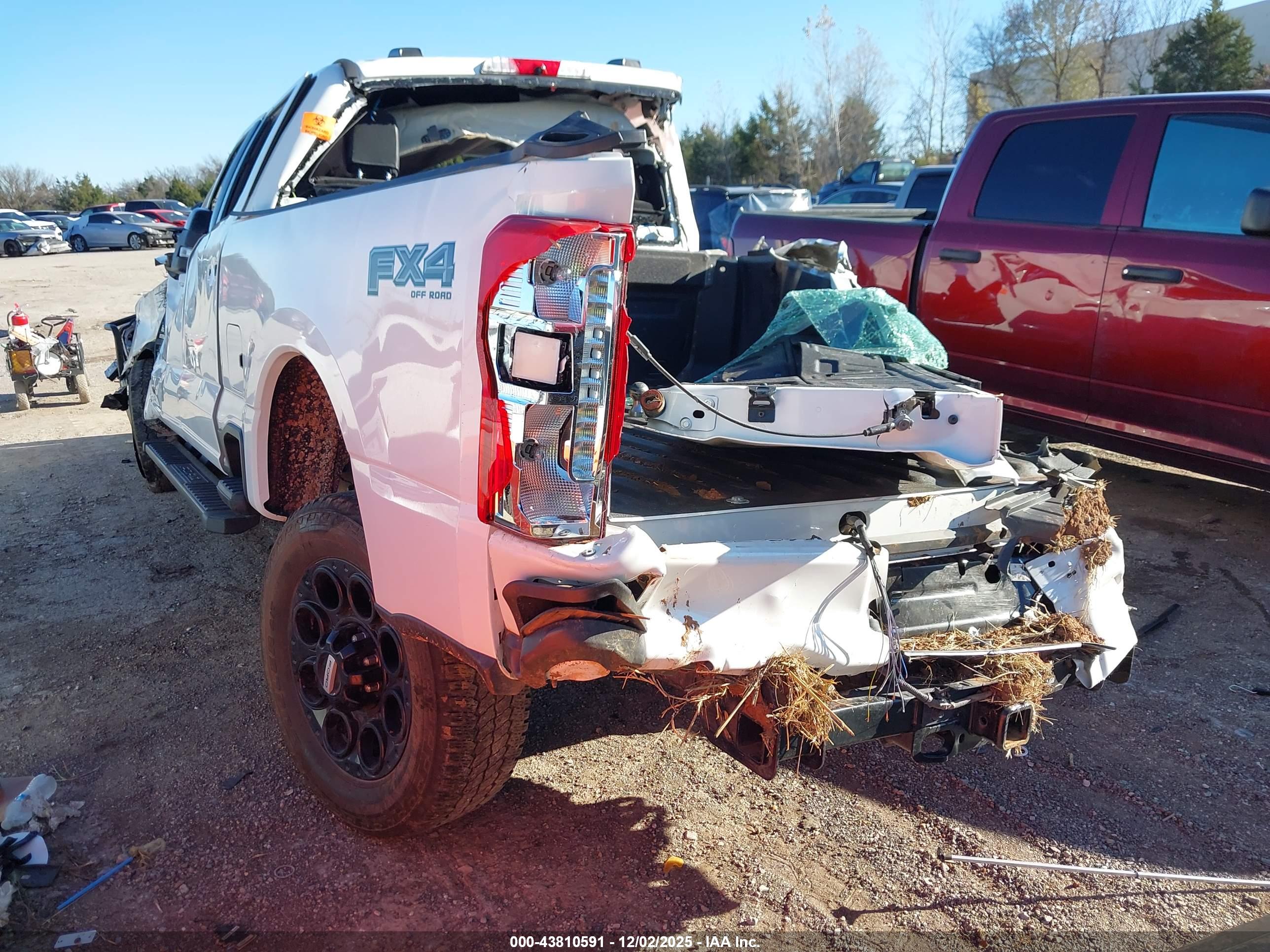 FORD F-350 image 3