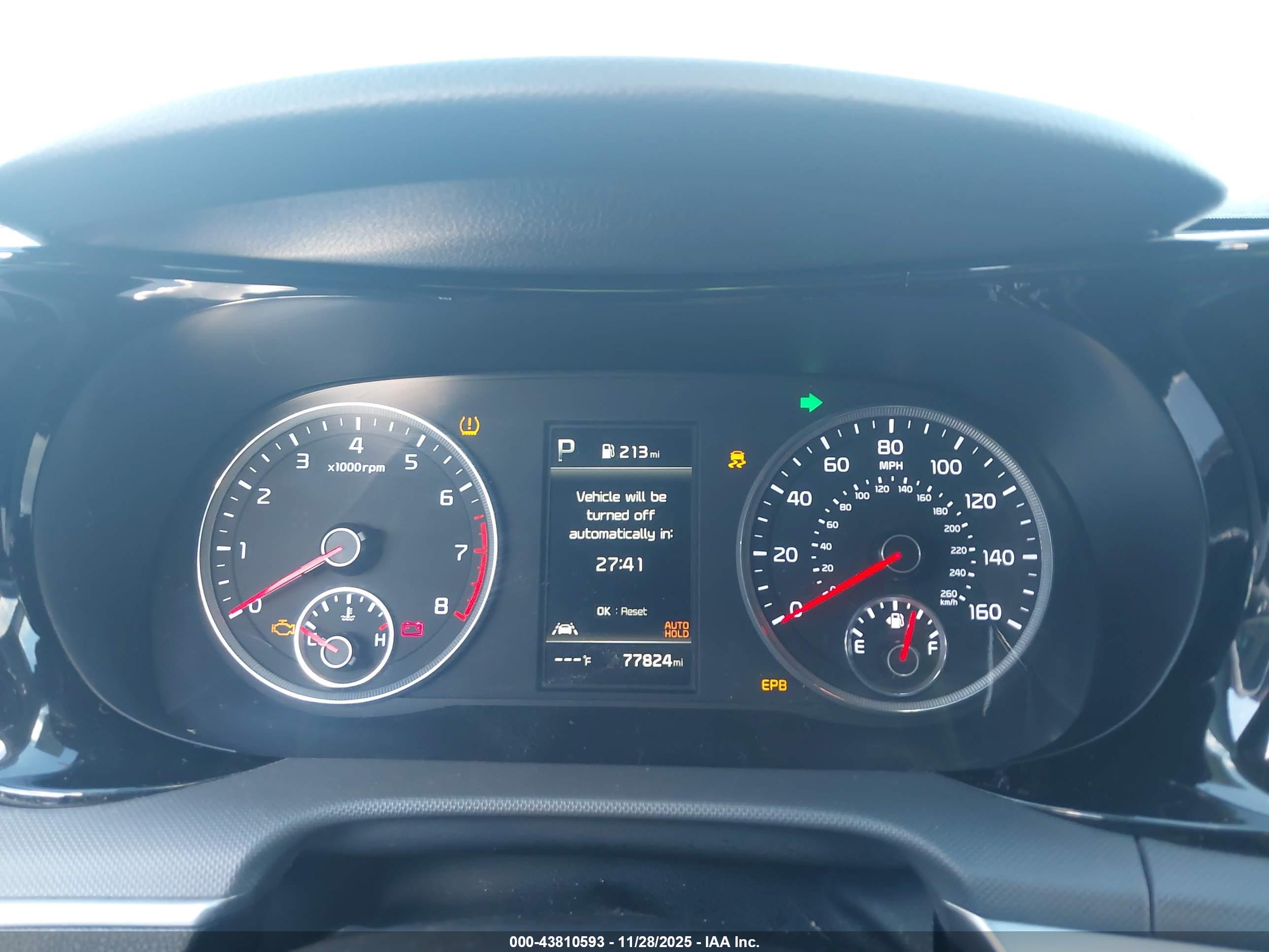KIA K5 image 7