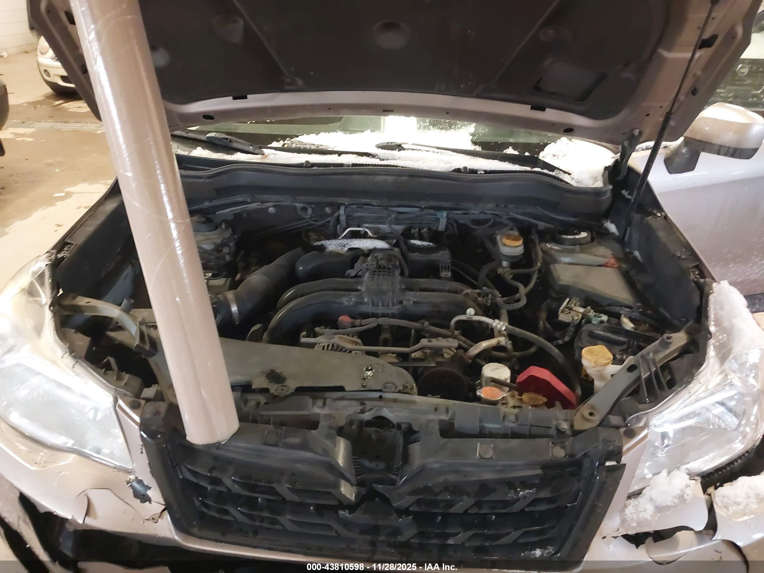 SUBARU FORESTER image 10