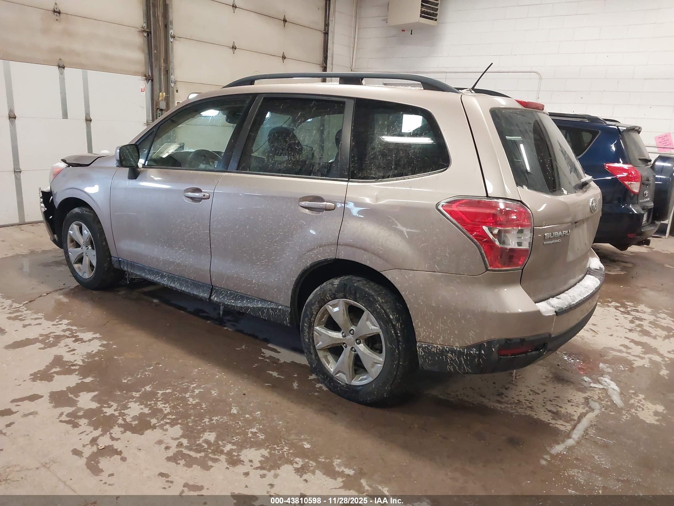 SUBARU FORESTER image 3