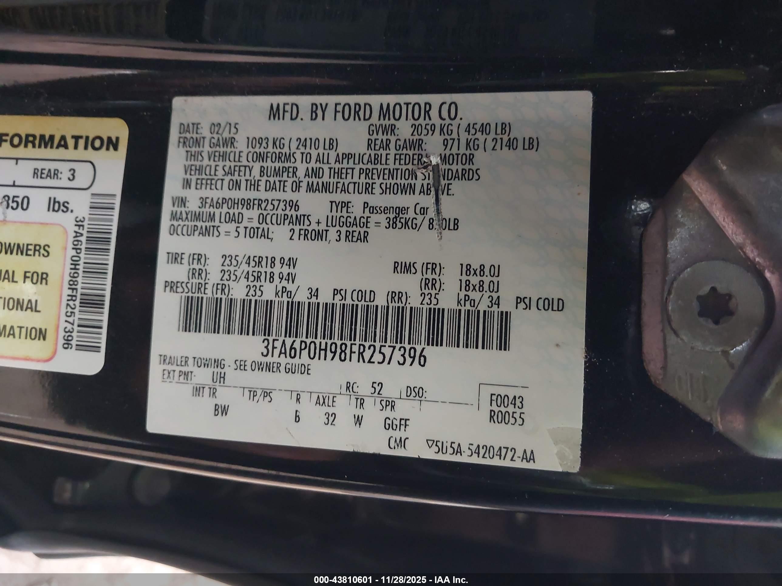 FORD FUSION image 9
