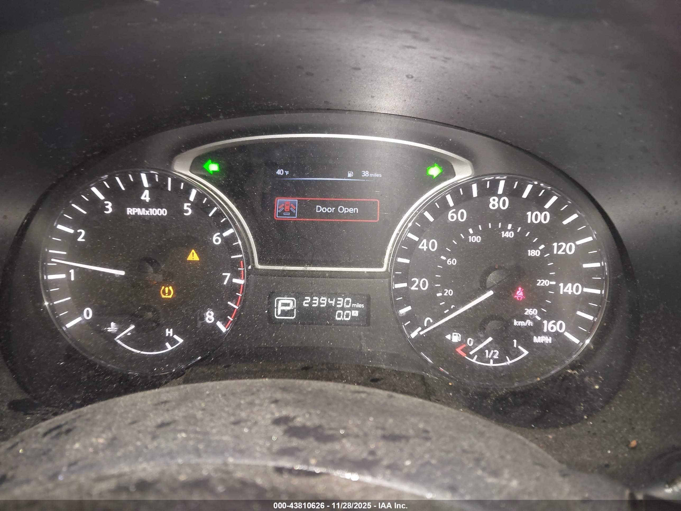 NISSAN ALTIMA image 7
