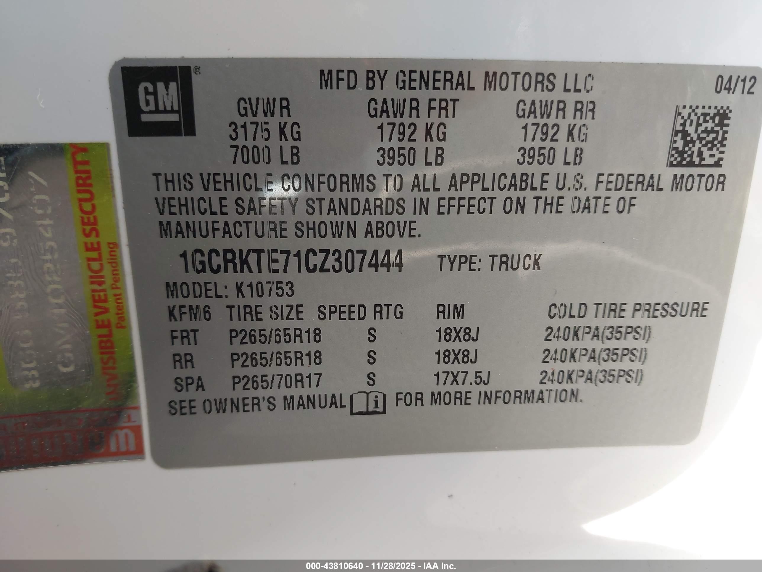CHEVROLET SILVERADO image 9