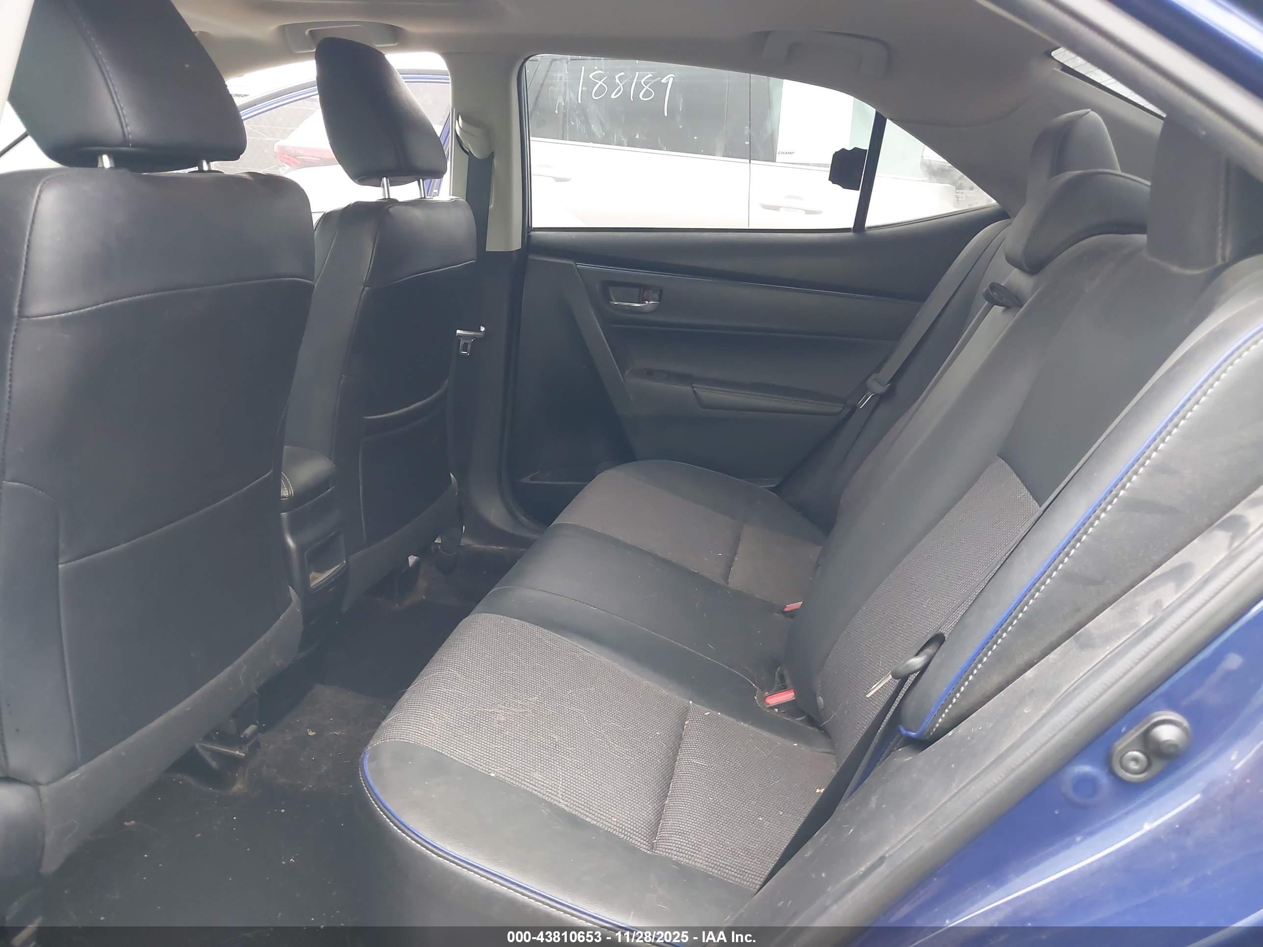 TOYOTA COROLLA image 8