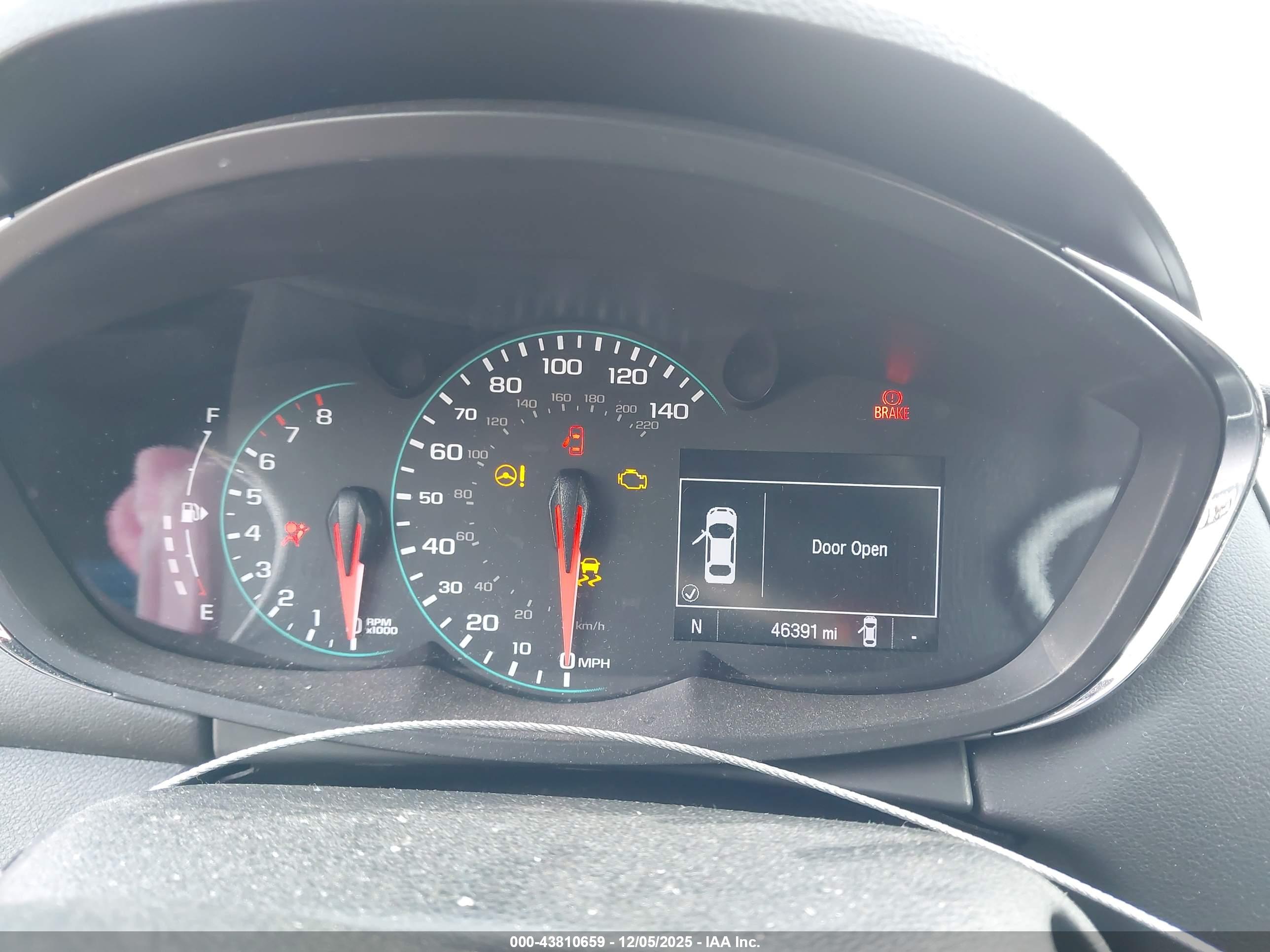 CHEVROLET TRAX image 7