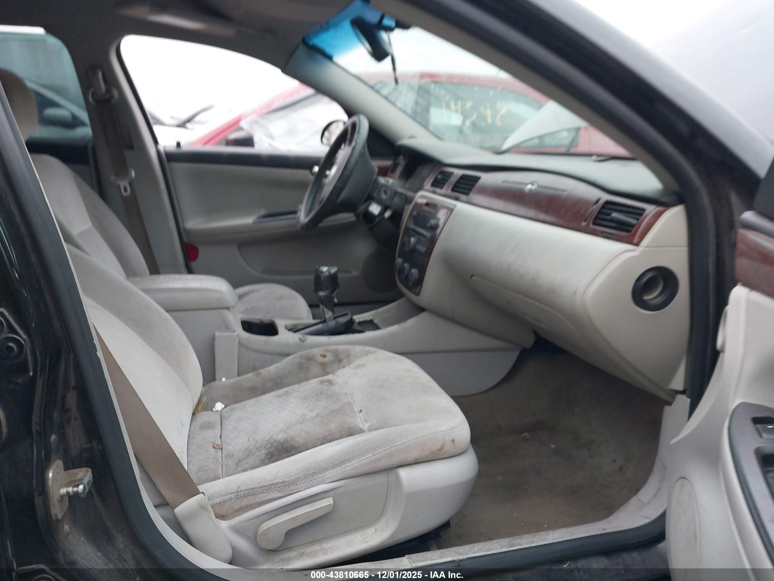 CHEVROLET IMPALA image 5