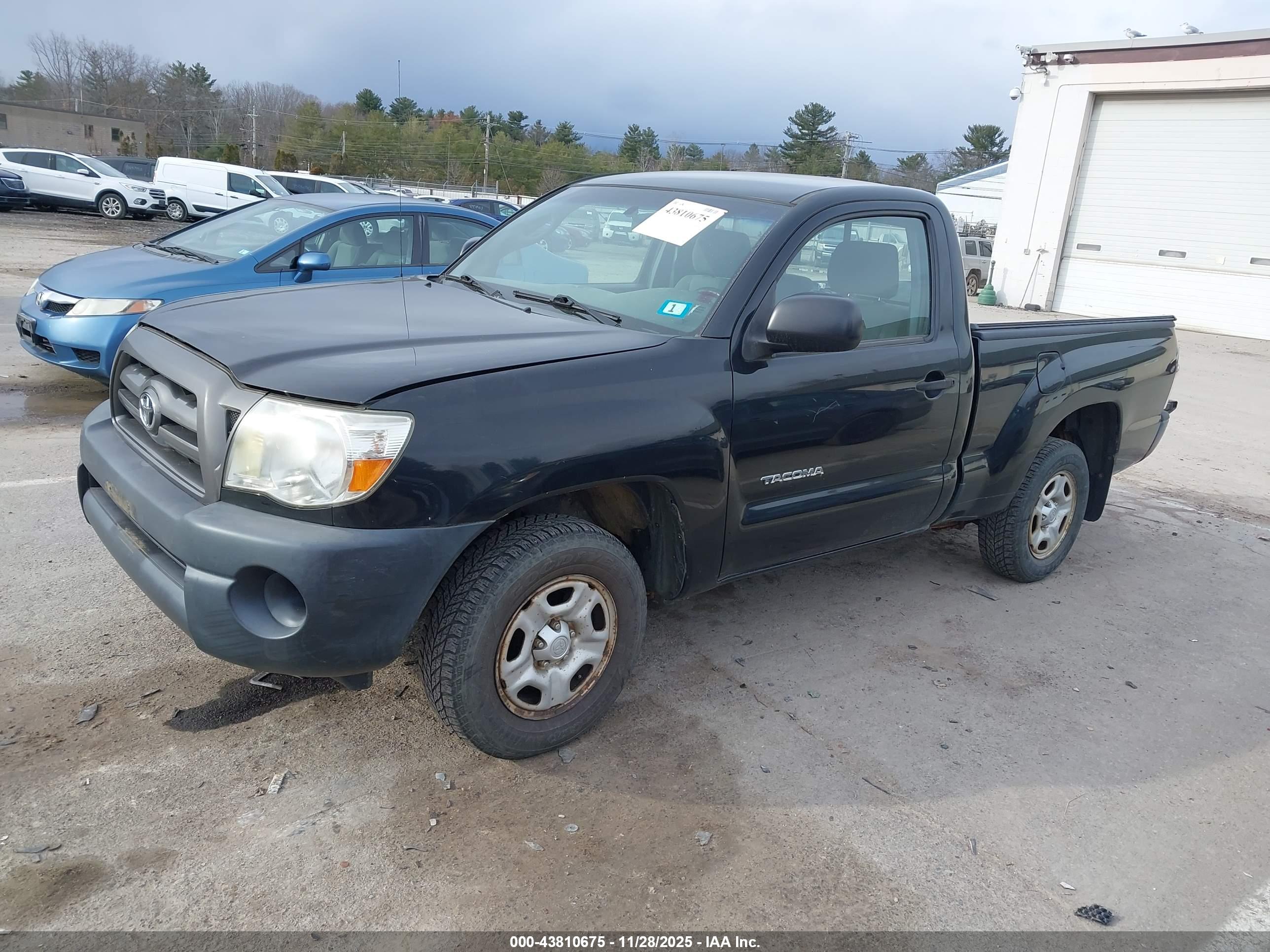 TOYOTA TACOMA image 2