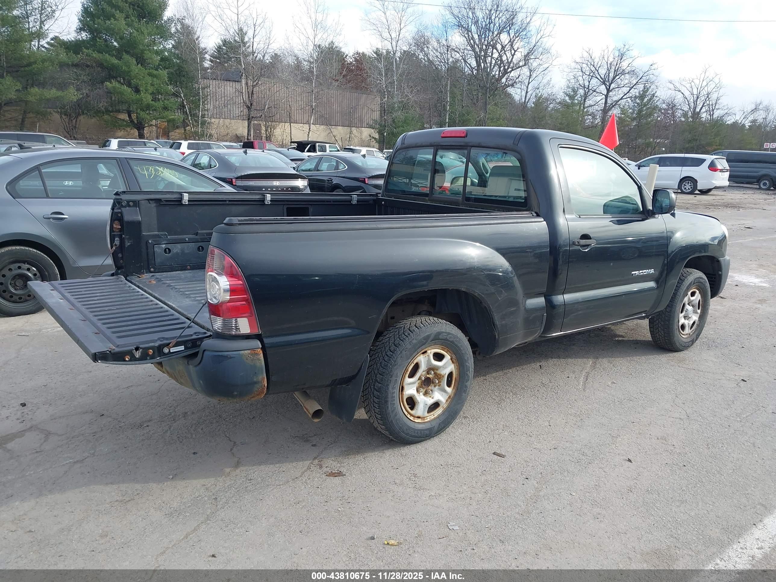 TOYOTA TACOMA image 4