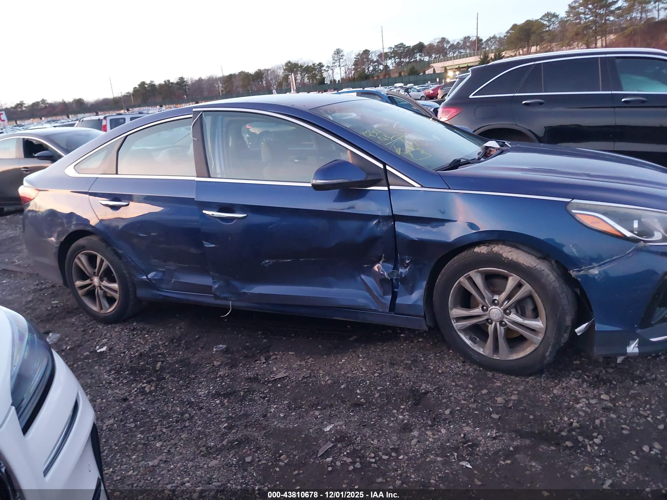 HYUNDAI SONATA image 6