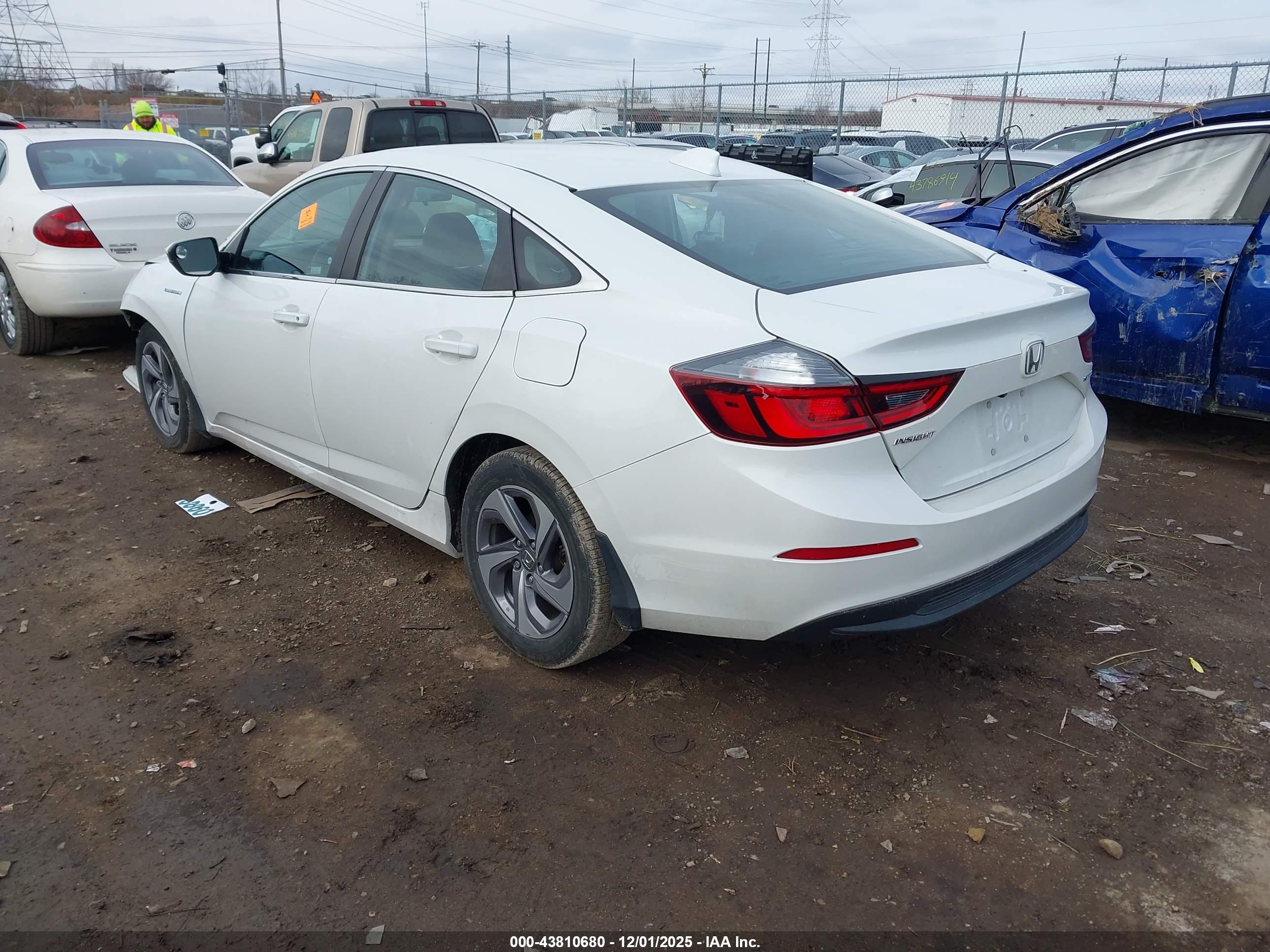 HONDA INSIGHT image 3