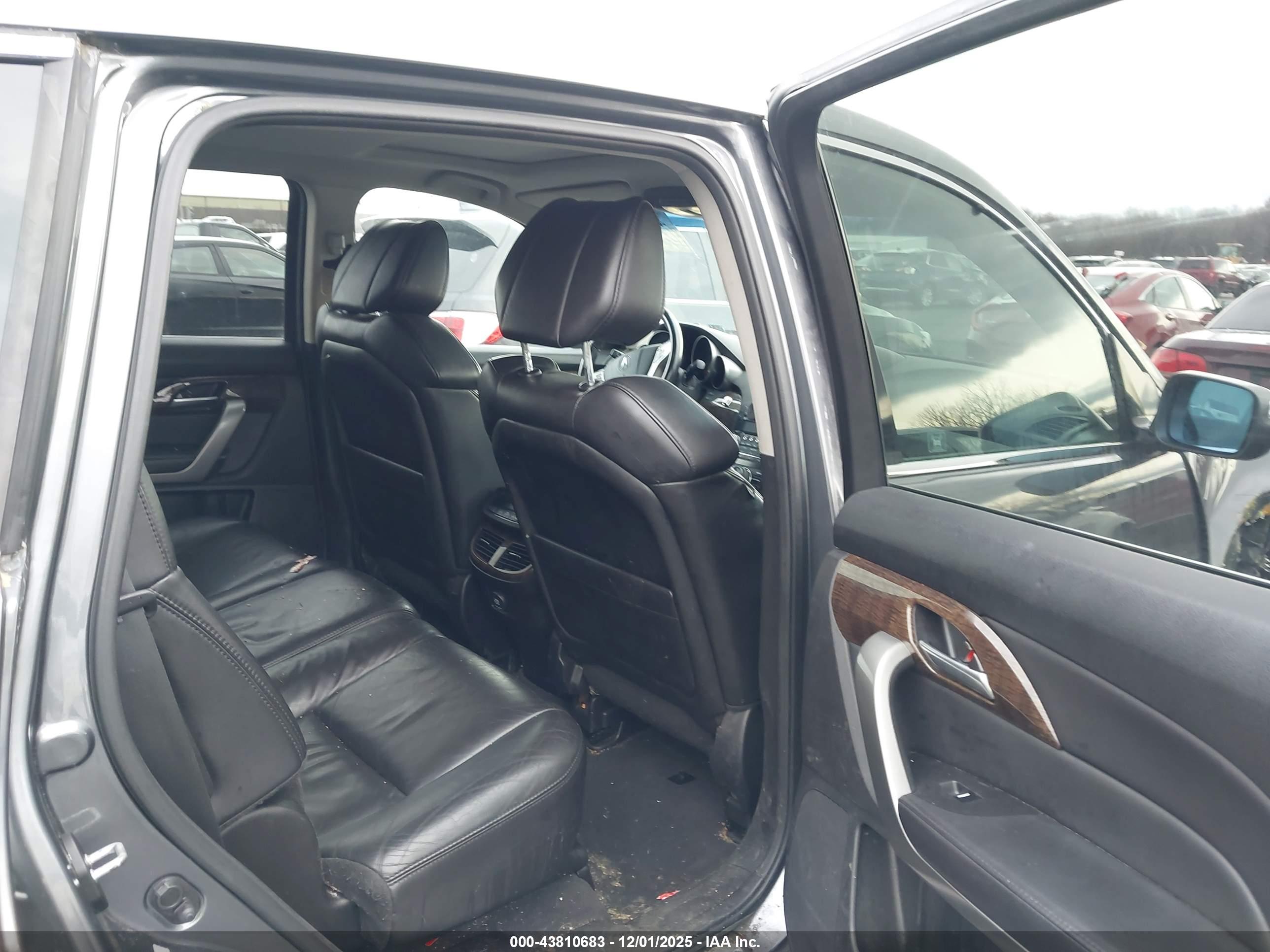 ACURA MDX image 8