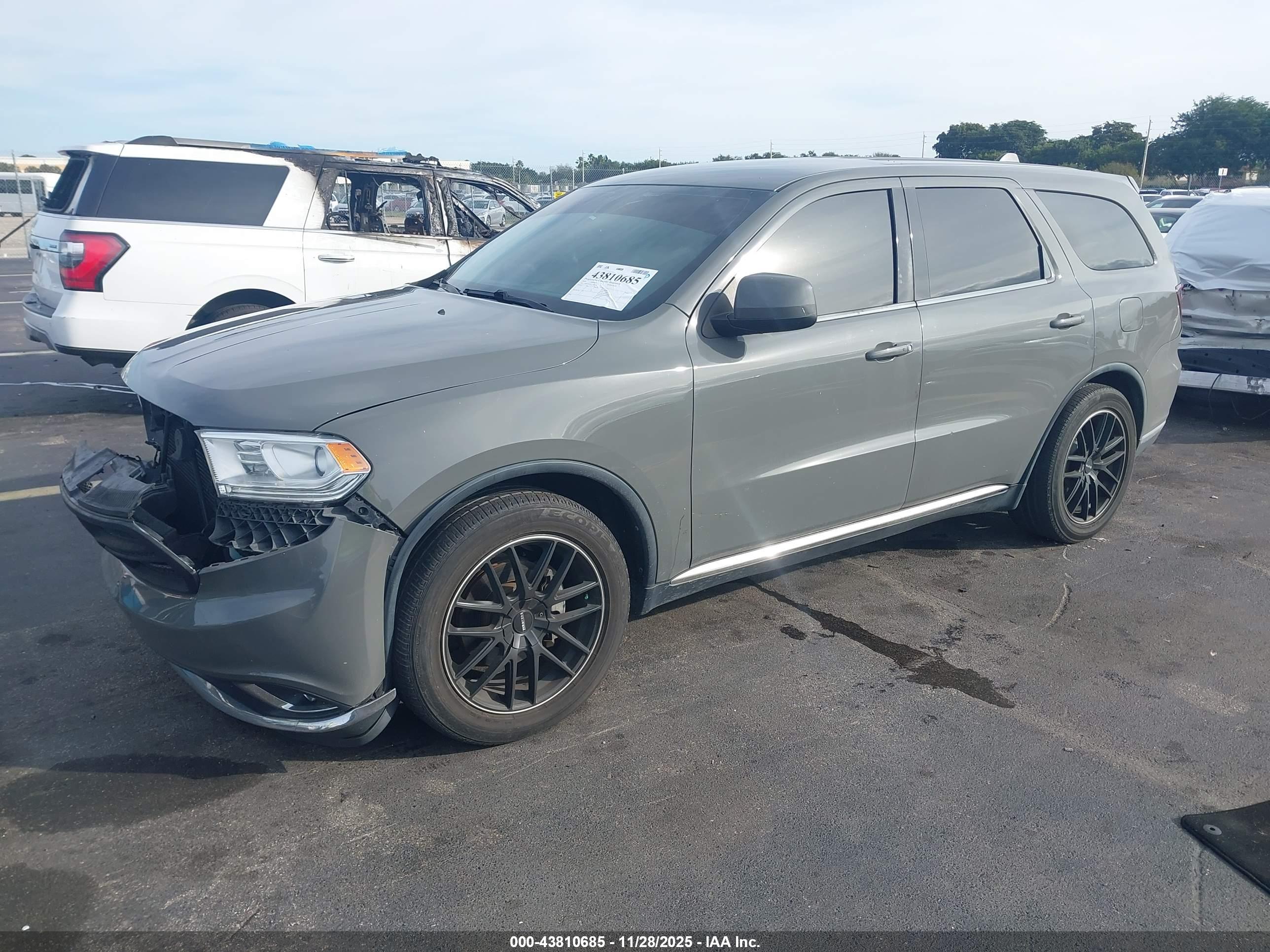 DODGE DURANGO image 2