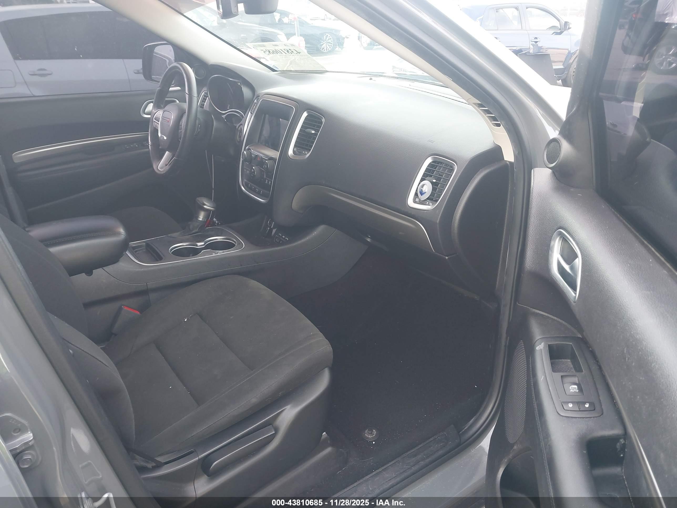 DODGE DURANGO image 5