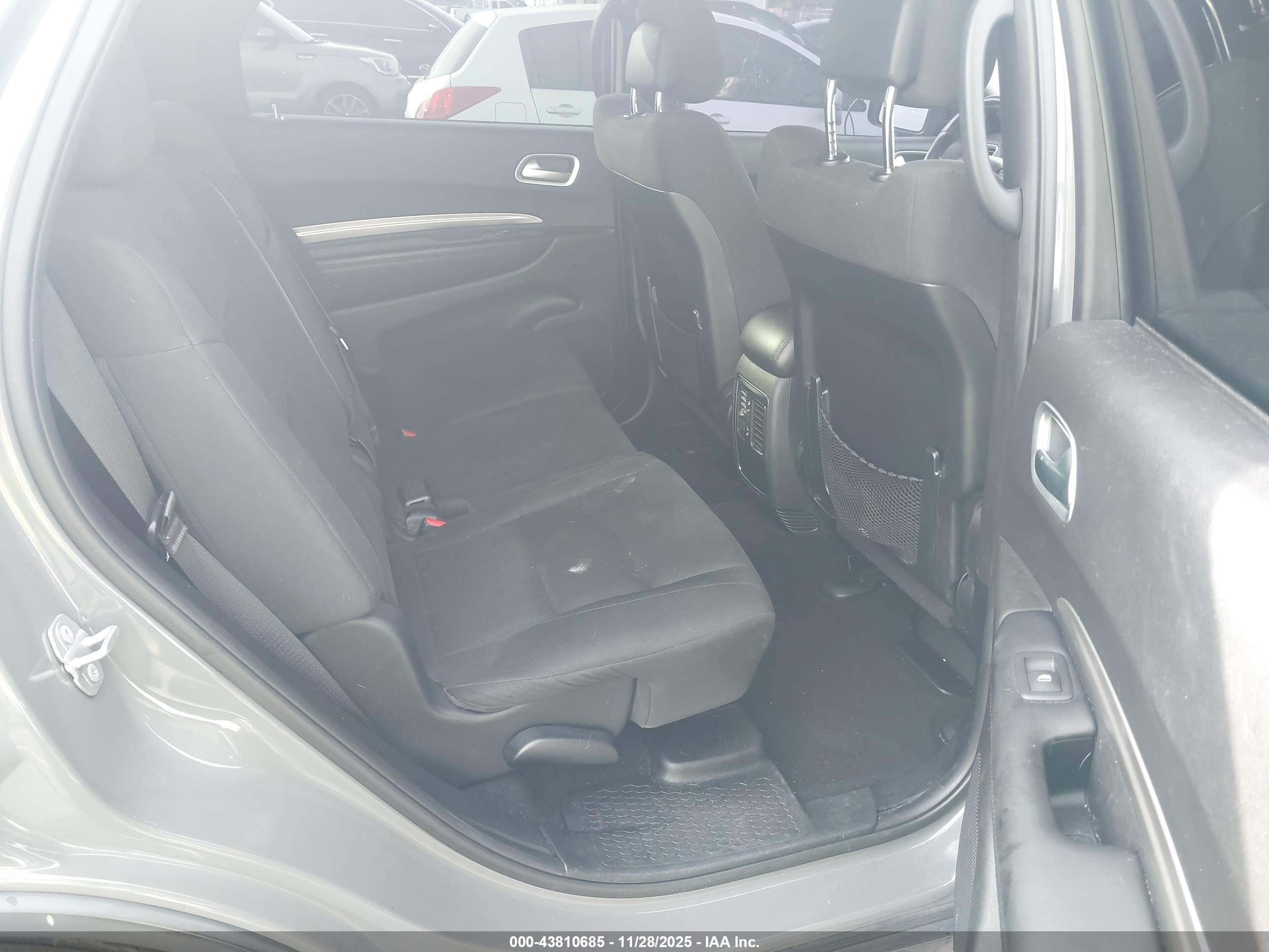 DODGE DURANGO image 8