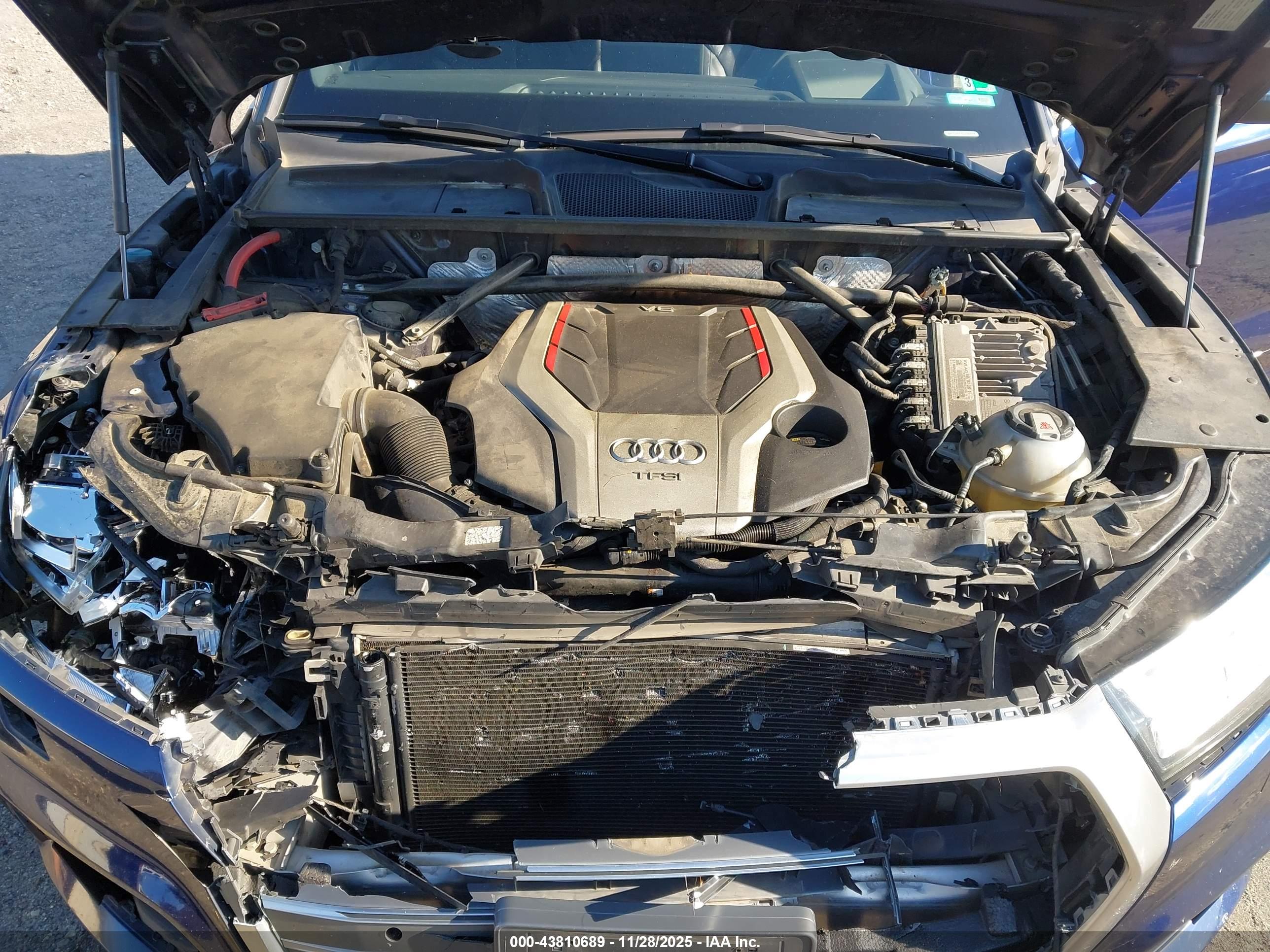 AUDI SQ5 image 10