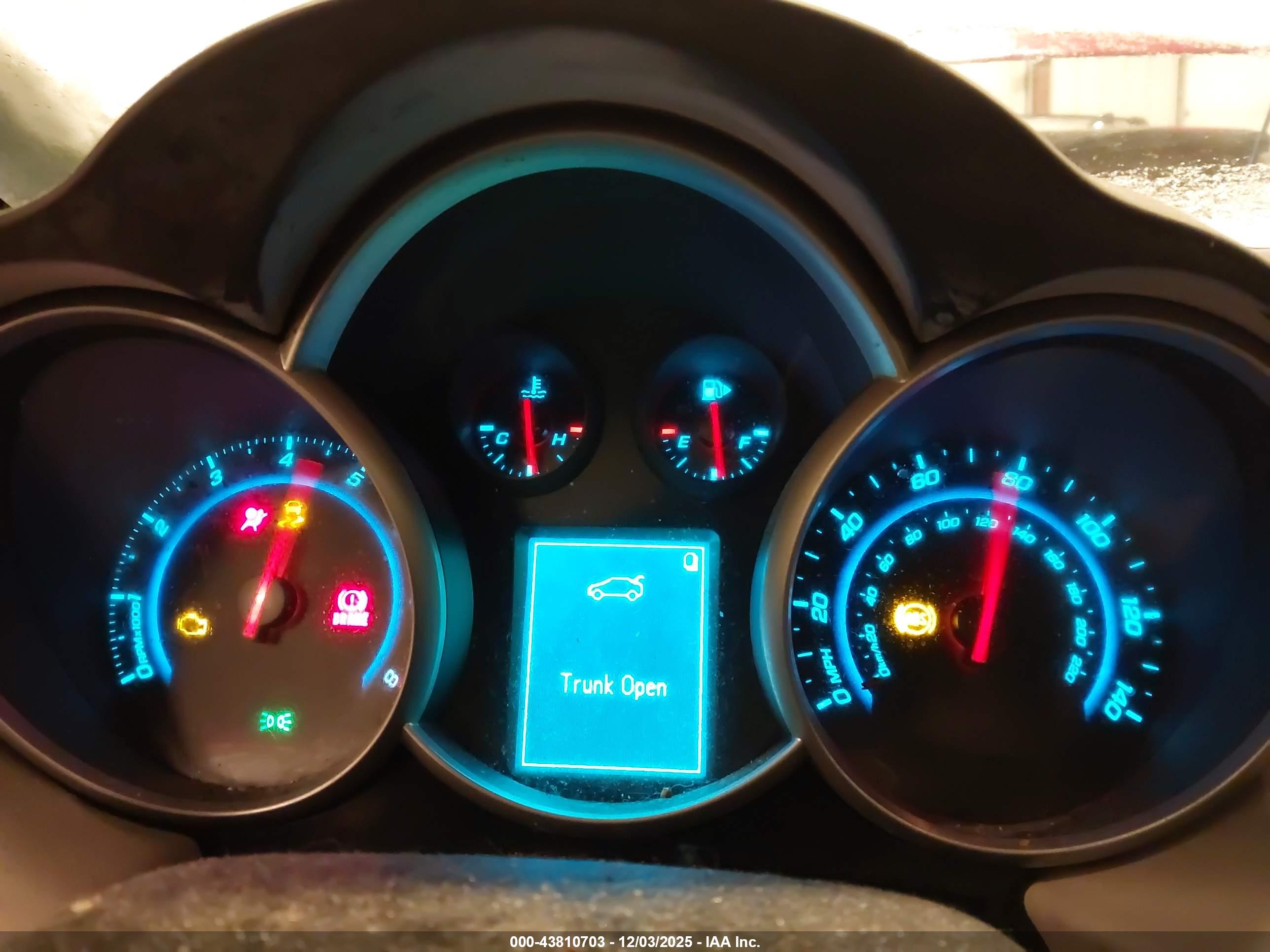 CHEVROLET CRUZE image 7